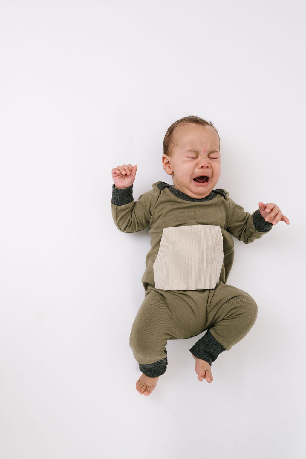 Stylish Olive Green Bamboo Zipper Romper for Babies - Soft & Comfortable Organic Cotton Jumpsuit for Playtime, Outings & Photo Shoots