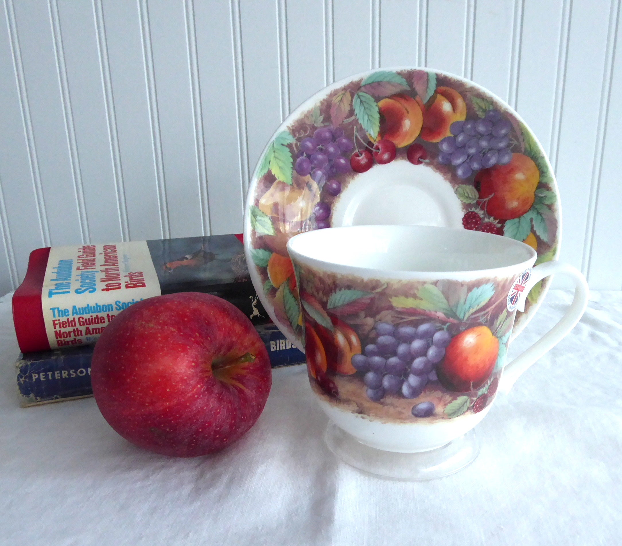 Roy Kirkham Bone China Breakfast Cup and Saucer Set - Classic Fruit Design with Apples & Grapes - Perfect for Tea, Coffee, and Elegant Morning Dining