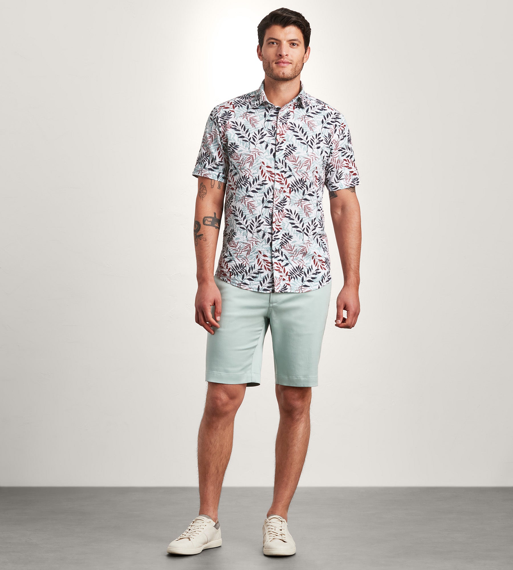 Breathable Modern Fit Short Sleeve Seersucker Sport Shirt for Men - Casual Summer Wear, Golf Outings & Outdoor Activities