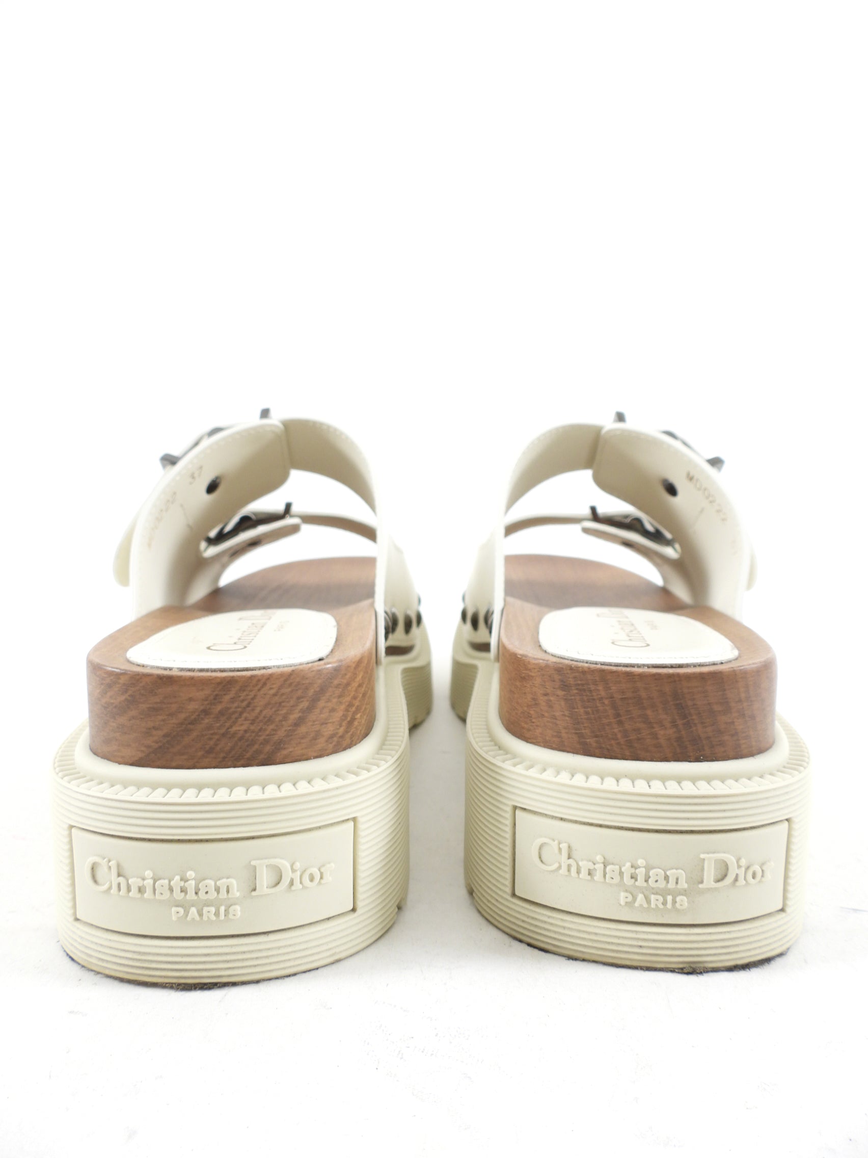 Christian Dior Diorquake Ivory Leather Clog Sandals Size 37 | Luxury Designer Slide Sandals for Women | Perfect for Summer, Beach & Casual Outings