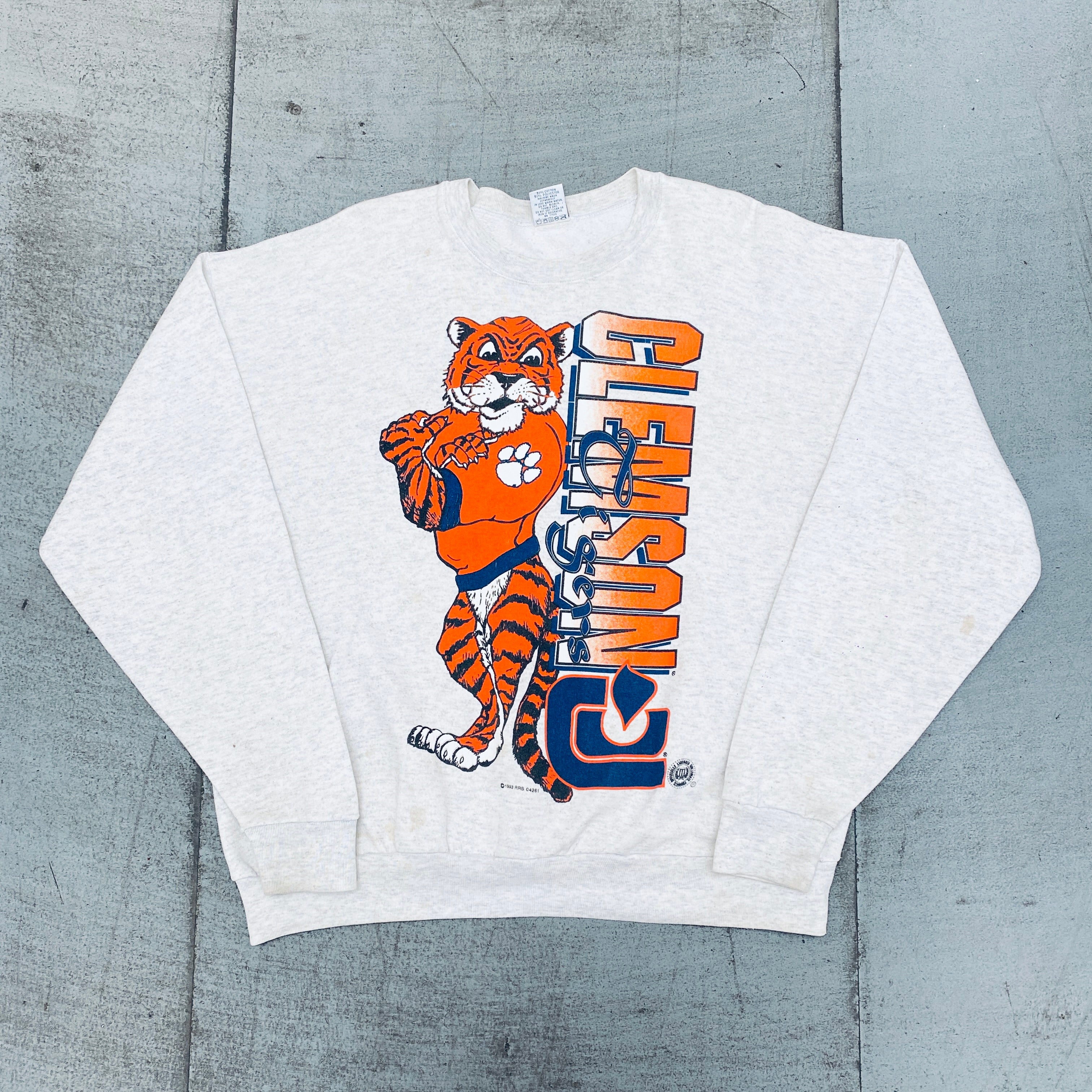 Clemson Tigers 1993 Graphic Spellout Sweatshirt XL - Vintage College Football Fan Apparel for Game Day & Tailgating