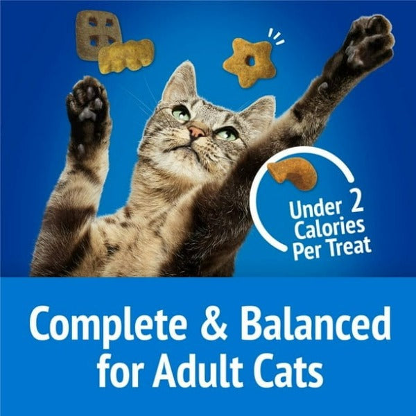 Friskies Party Mix Ocean Crunch Cat Treats - Healthy Seafood Flavor Snacks for Cats - Perfect for Training, Rewards & Playtime