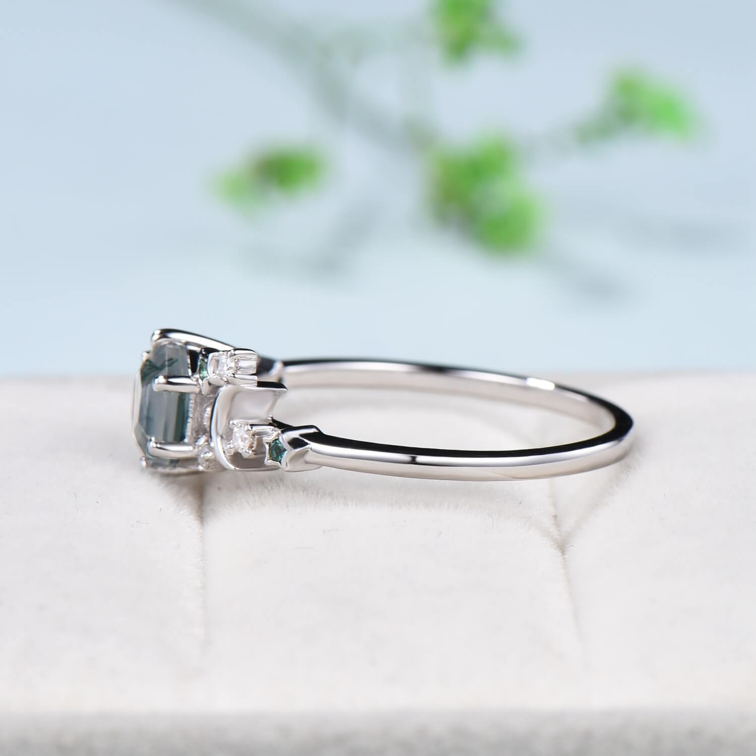 Galaxy Star Moss Agate Engagement Ring - Crescent Moon Hexagon Cut Green Agate Wedding Band - Unique Cluster Star Emerald Anniversary Ring for Women - Perfect for Bridal Jewelry, Proposal Gifts & Special Occasions