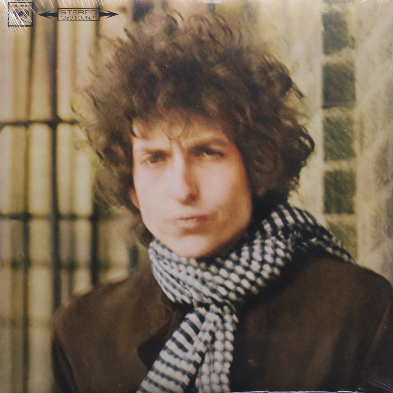 BOB DYLAN 'Blonde On Blonde' 180 Gram Vinyl 2LP Record - Classic Rock Music Album for Collectors & Audiophiles, Perfect for Home Listening & Gift Giving