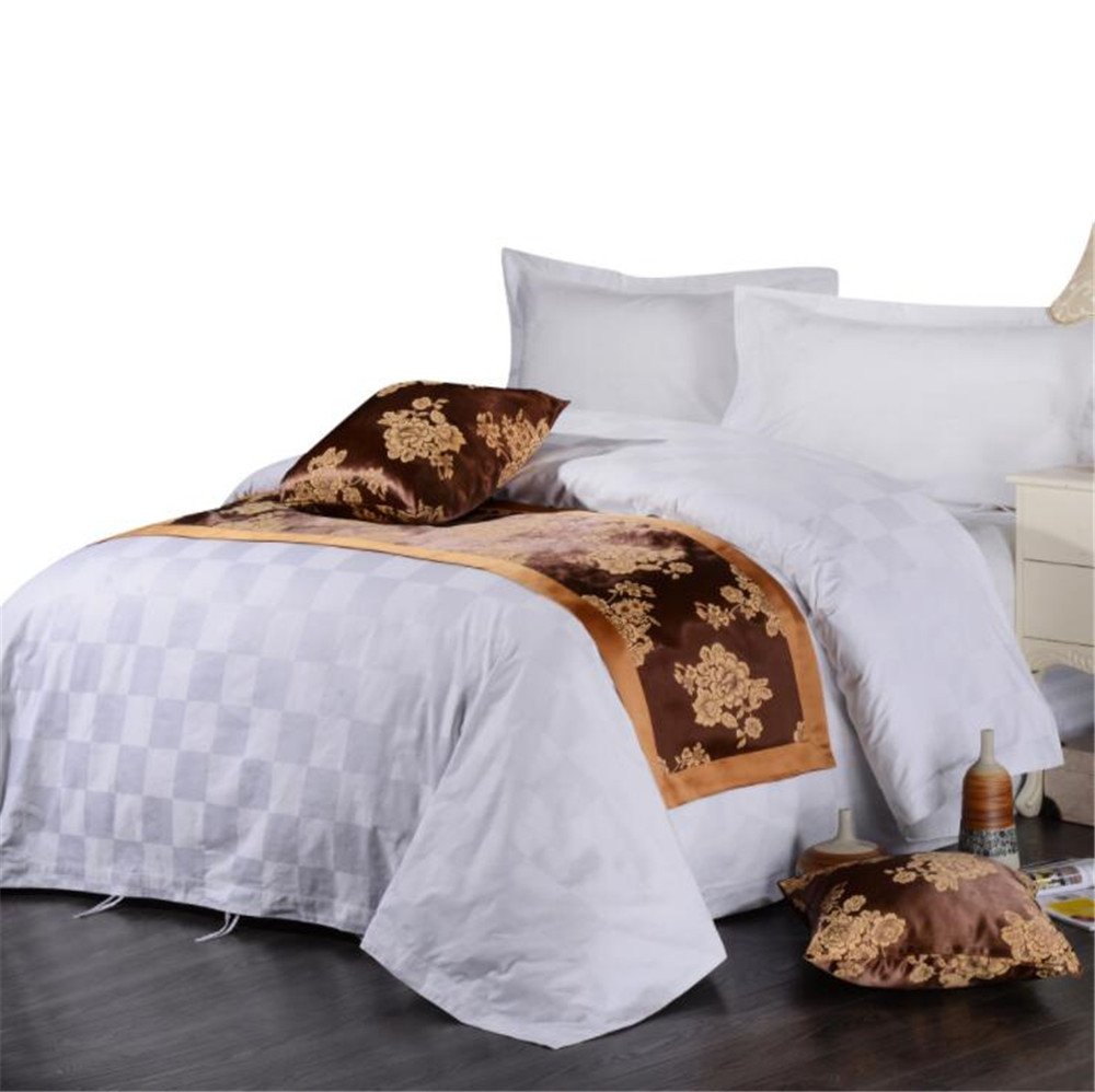 Quilted Pet Bed Runner - Cozy Dog Protector for Bed & Sofa Use