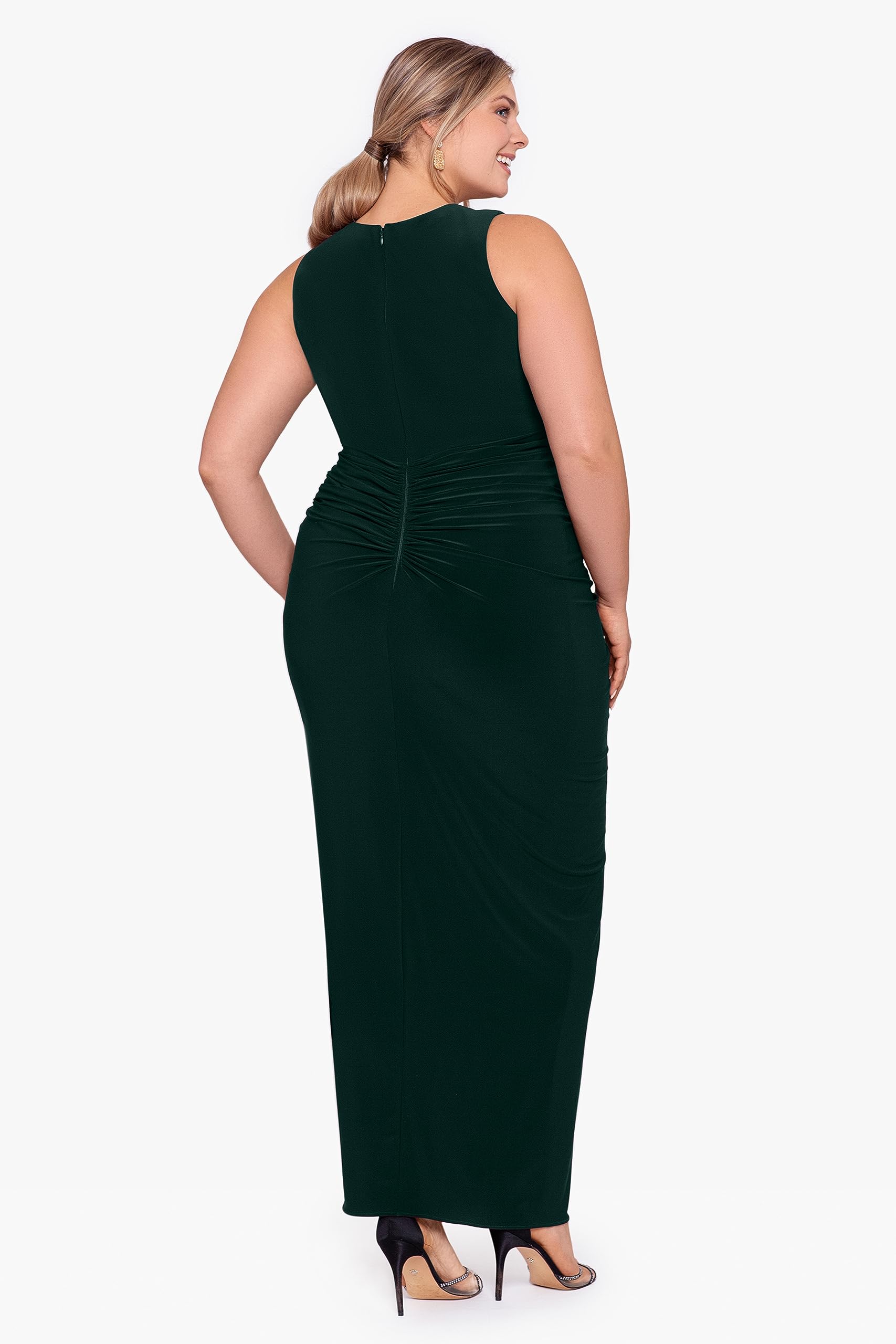 Betsy & Adam Women's Plus Size Sleeveless Stretchy V-Neck Ruched Wrap Dress - Elegant & Comfortable for Weddings, Parties & Special Occasions