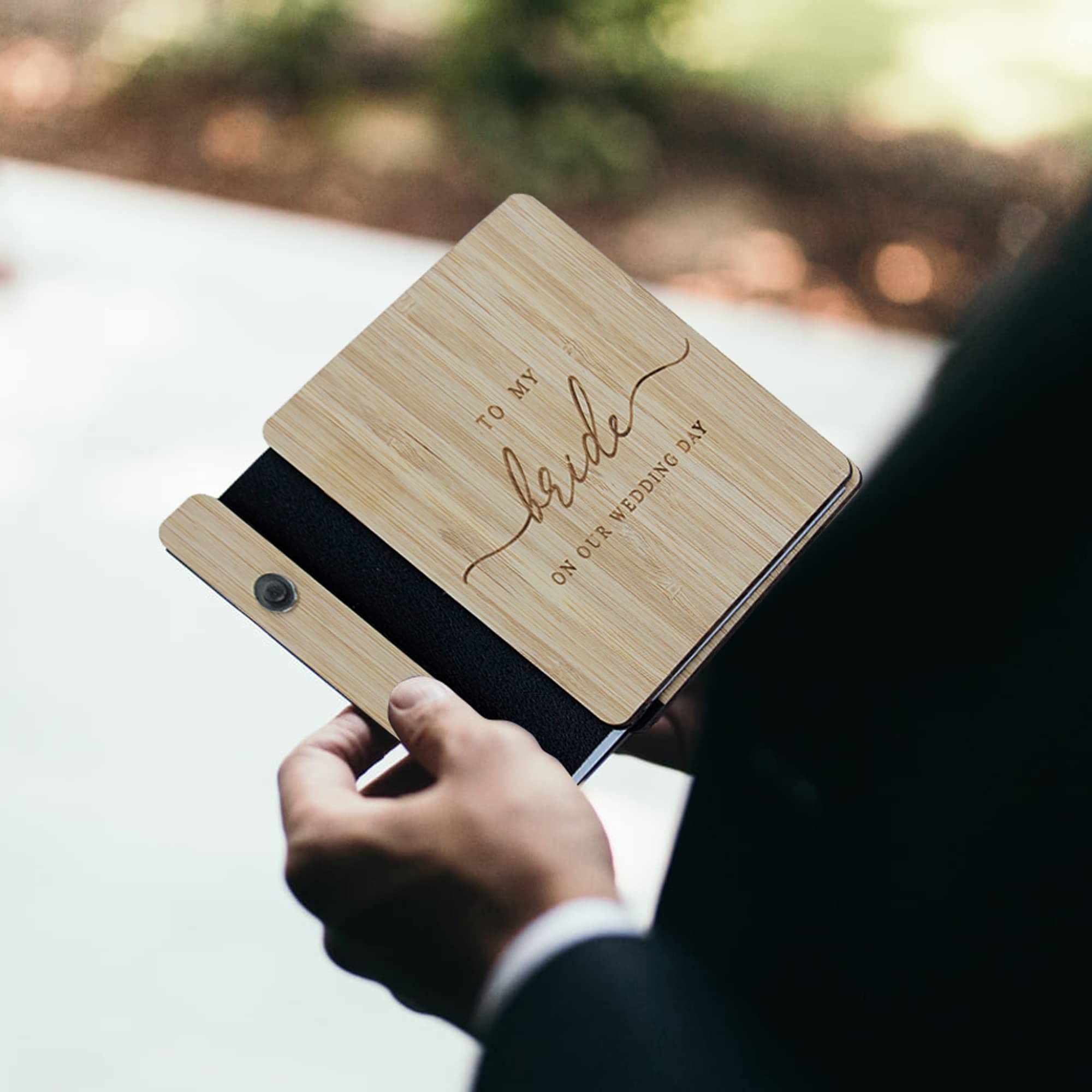 Wooden Wedding Vow Books Set of 2 - Rustic His & Hers Vow Books for Ceremonies - Handcrafted Wood Vow Renewal Keepsake - Perfect Bridal Shower Gift for Couples (Ideal for Weddings, Anniversaries & Romantic Proposals)