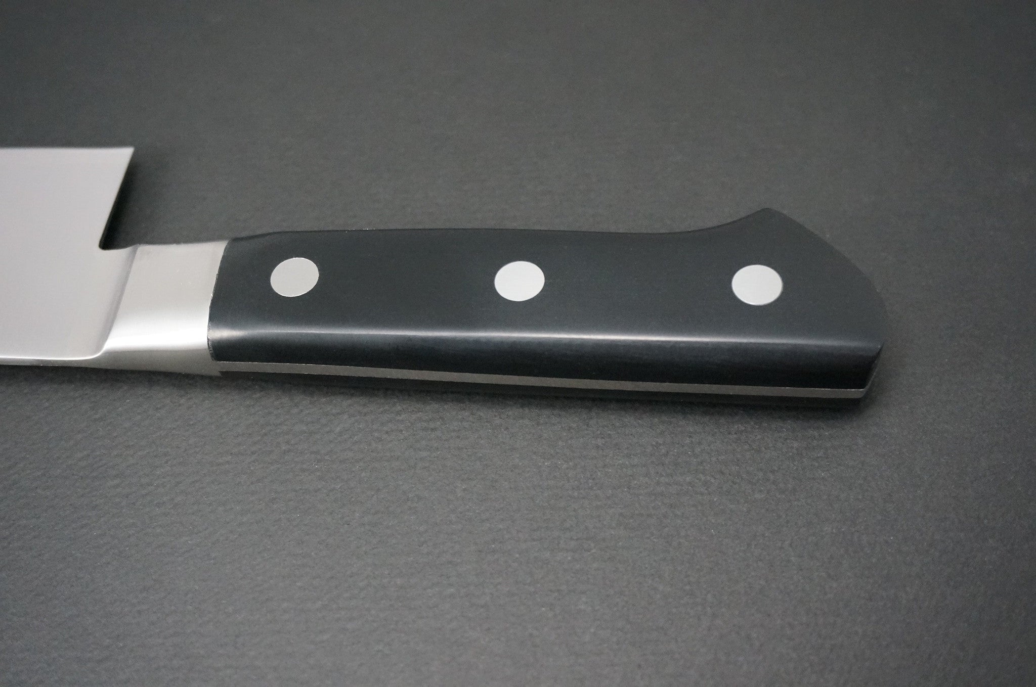 Tojiro Classic VG10 3-Layer Japanese Gyuto Chef Knife 270mm - High Carbon Stainless Steel Blade for Professional Cooking, Slicing & Meat Cutting - Perfect for Home Chefs & Restaurant Use