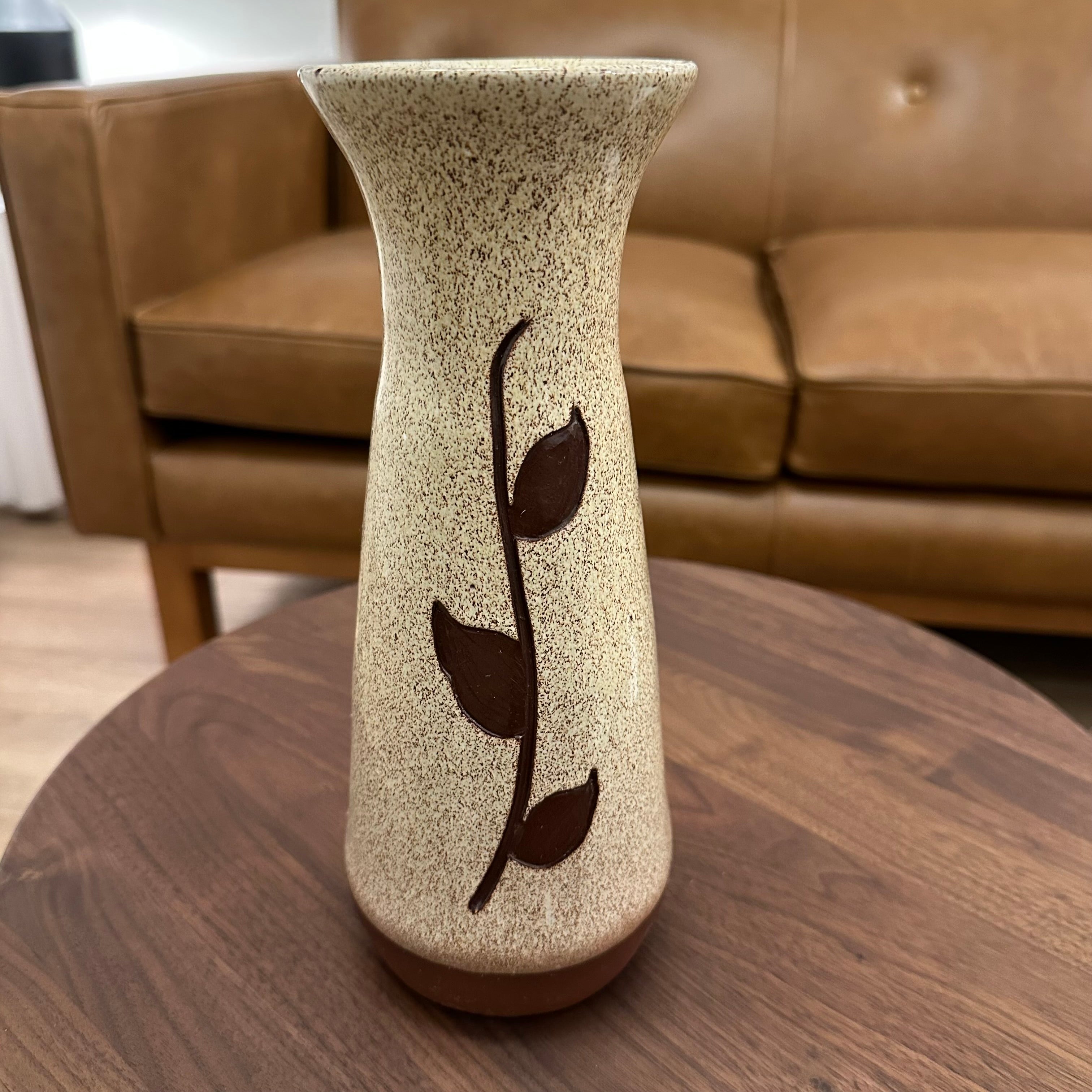 Speckle Leaf Vase - Handmade Ceramic Flower Vase with Unique Speckled Design - Perfect for Home Decor, Wedding Centerpieces & Gift Giving