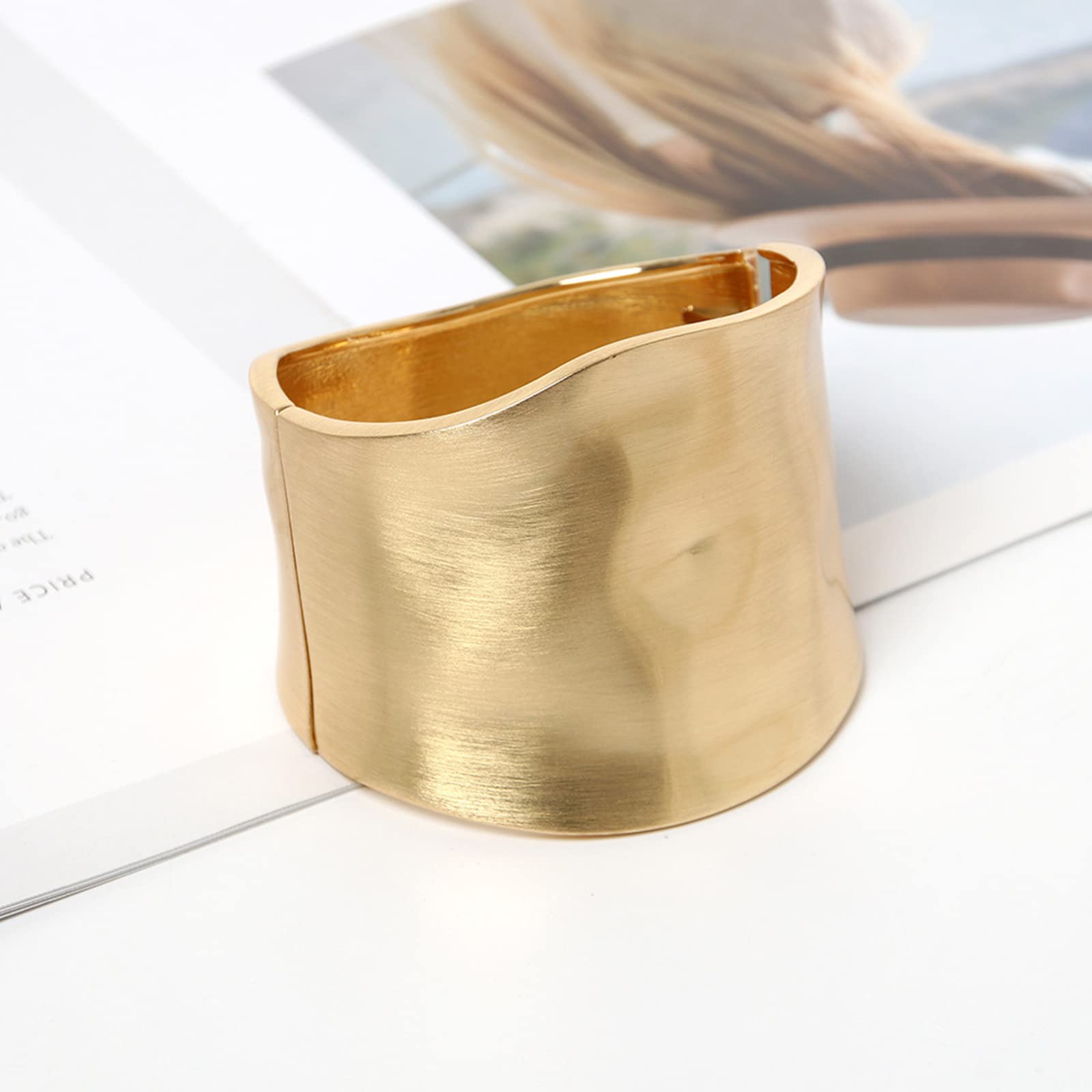 Chunky Gold Cuff Bracelet for Women - 18K Gold Plated Non-Tarnish Bangle Set - Trendy Fashion Jewelry Gift for Birthday, Anniversary & Special Occasions