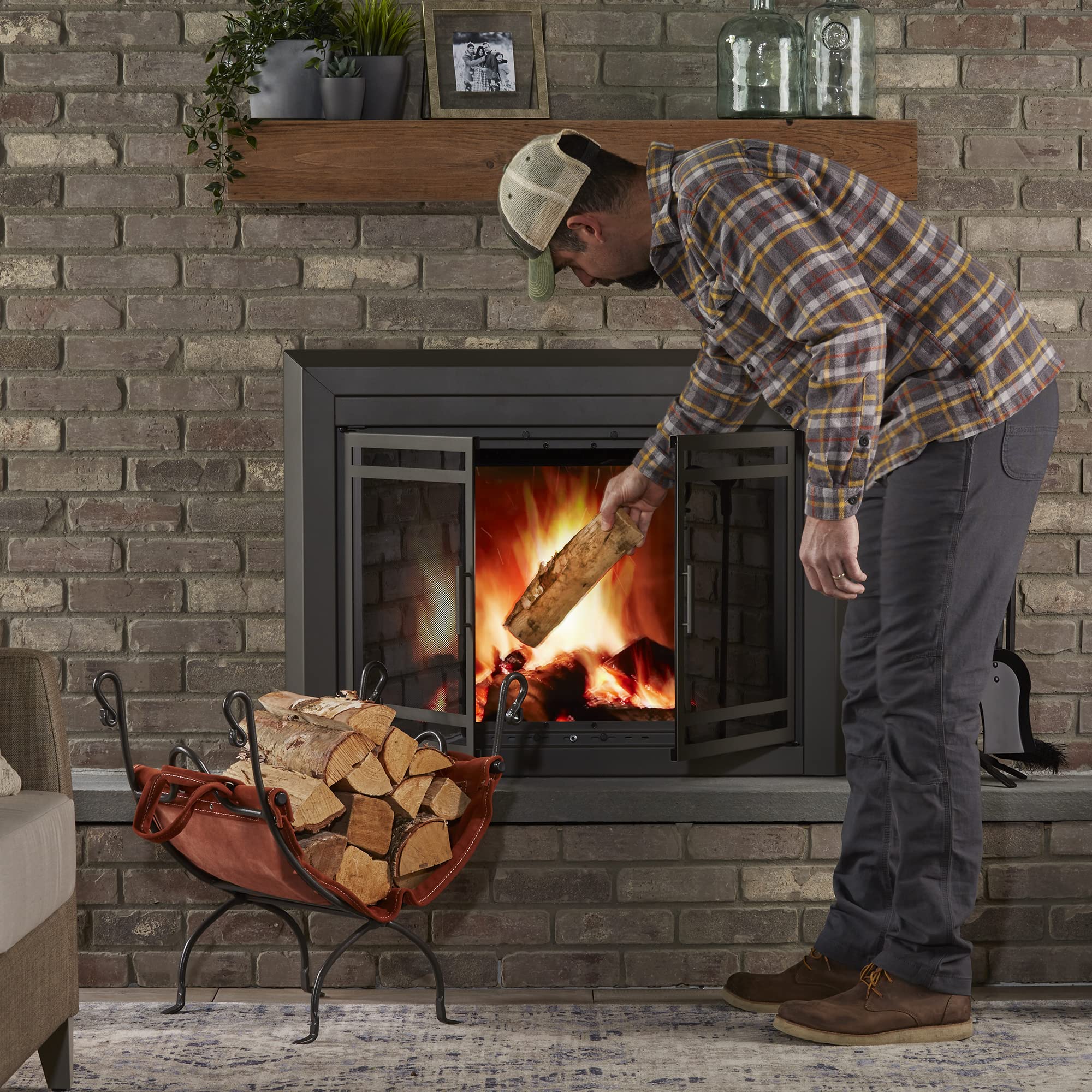 UniFlame Olde World Iron Firewood Log Holder - Rustic Fireplace Accessory for Indoor & Outdoor Use - Perfect for Firewood Storage by the Hearth, Patio, or Campfire