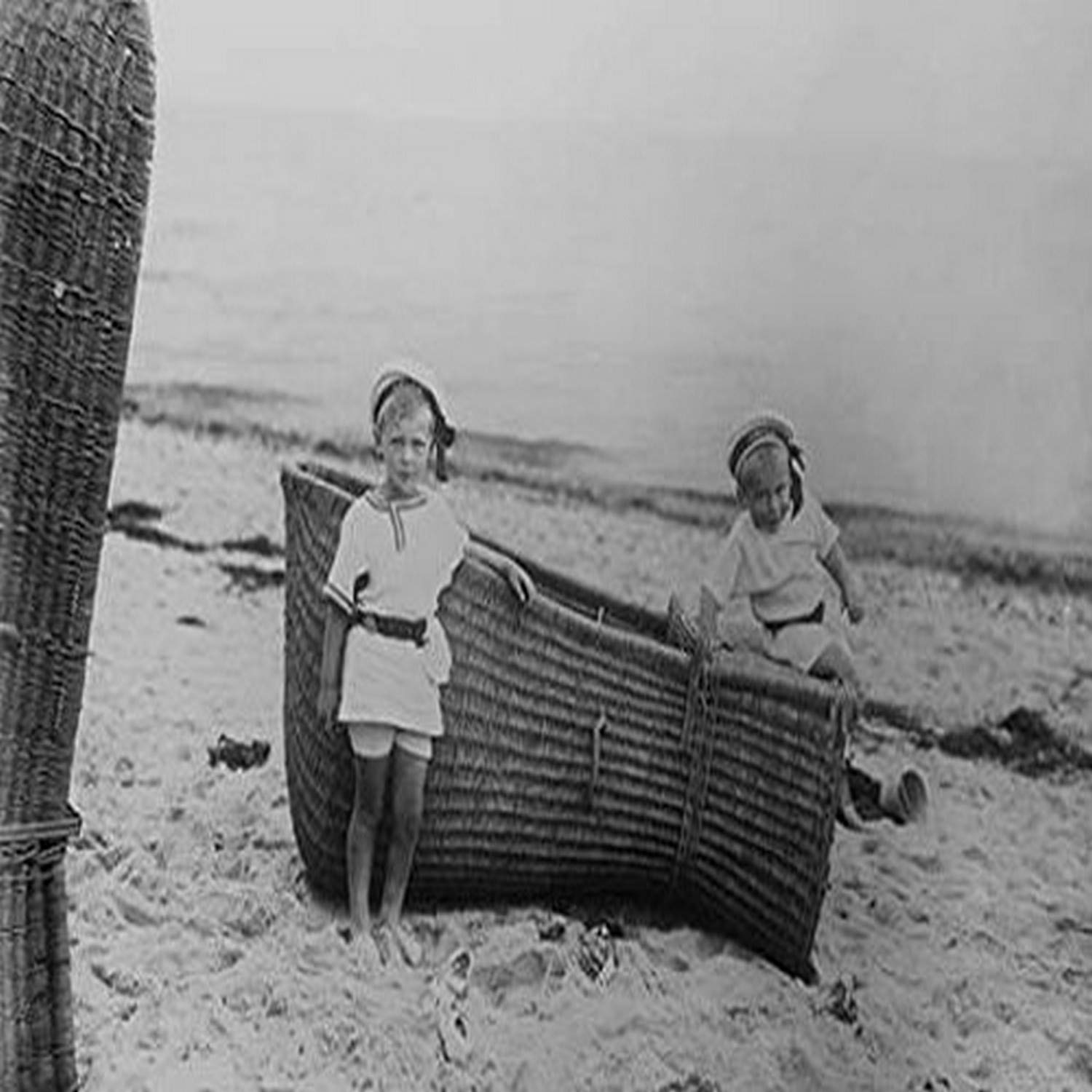 German PRINCELINGS Beach Poster Print 24x36 - Perfect for Coastal Decor