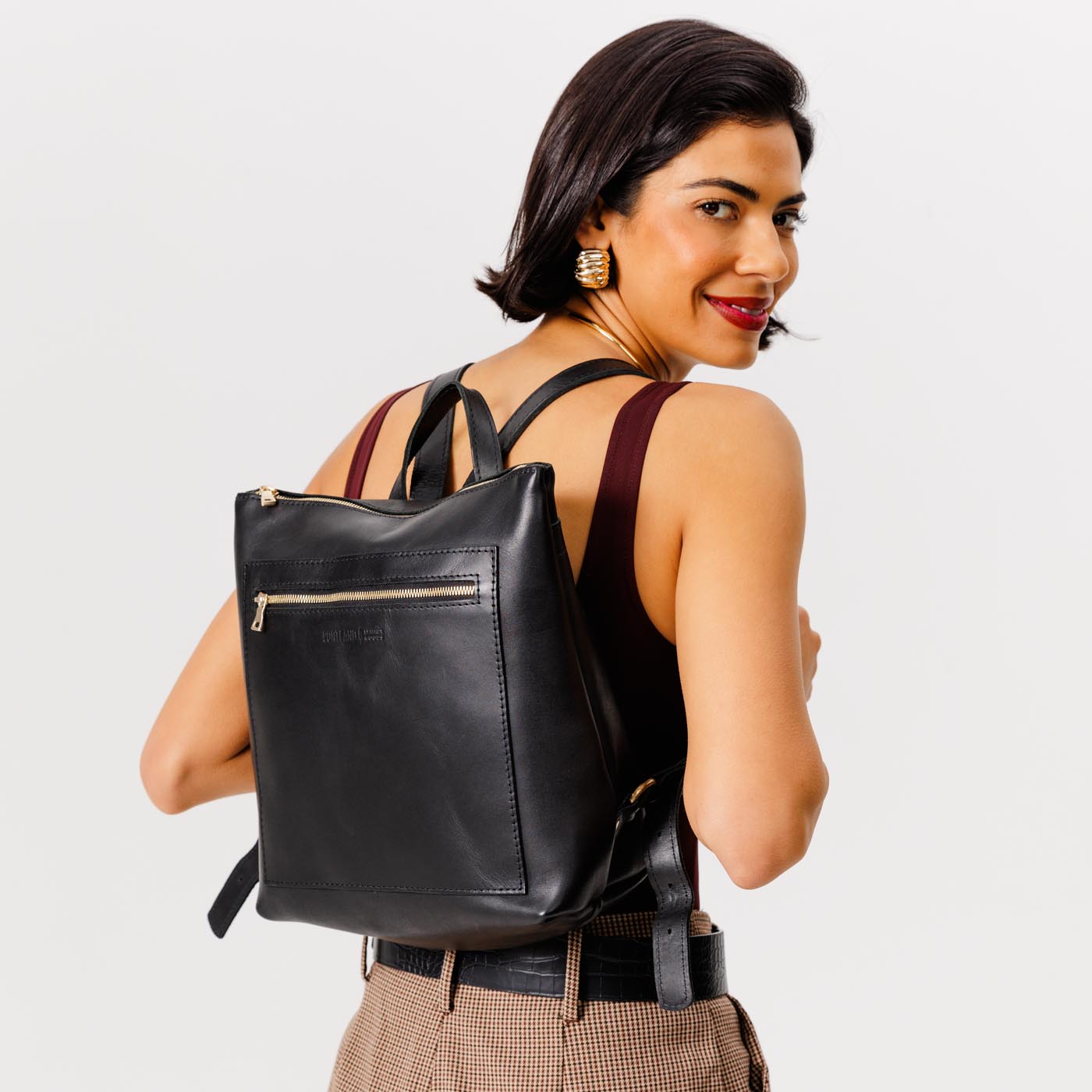 Stylish and Durable Tote Backpack for Women & Men - Waterproof Laptop Bag with USB Charging Port - Perfect for Work, Travel, Gym & School