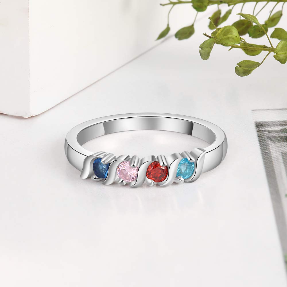 Personalized Grandma Rings with 4 Simulated Birthstones - Engraved Family Name Jewelry for Women, Mothers & Grandmothers - Perfect for Mother's Day Gifts, Anniversary Presents & Family Keepsakes