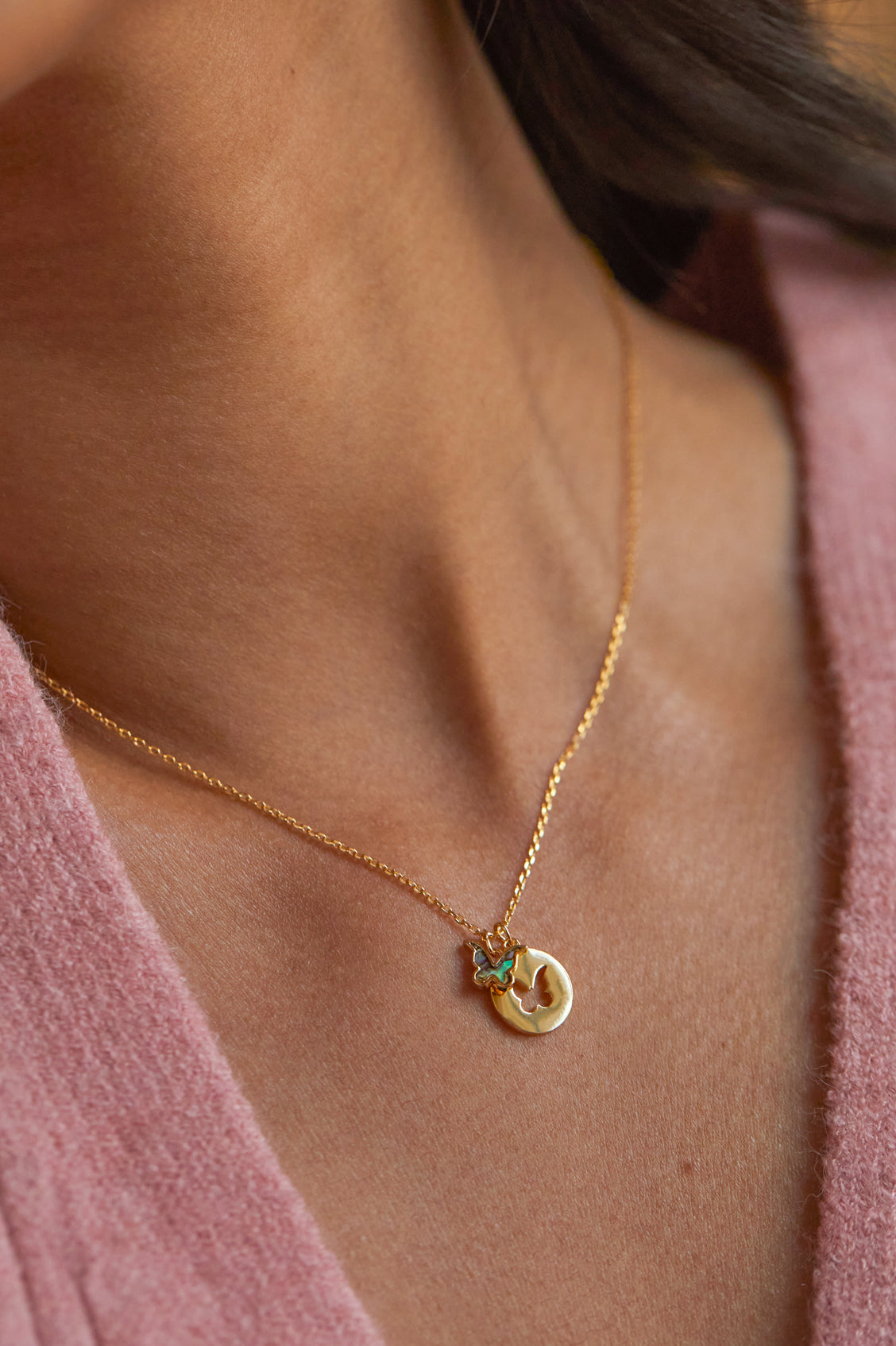 Elegant Abalone Butterfly Cut Out Pendant Necklace - Handmade Shell Jewelry for Women - Perfect for Beach Weddings, Boho Fashion & Gift Giving