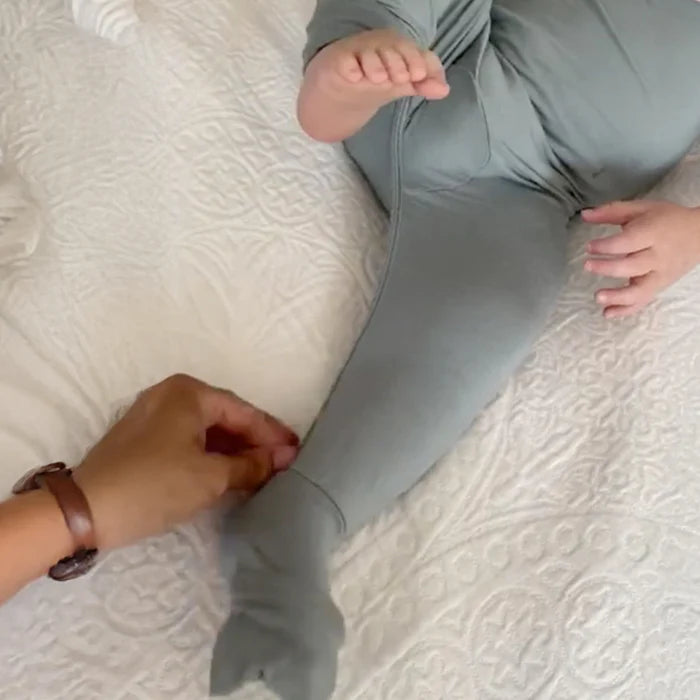 Gunamuna 2-in-1 Convertible Baby Footie Pajamas - Soft Cotton Sleepwear for Newborn to 24 Months | Cozy & Safe for Nighttime & Daytime Wear
