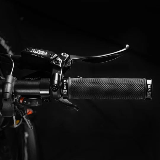 Cyrusher Hurricane 1000W Electric Bike - Carbon Fiber Frame, 25 MPH Top Speed, 55 Mile Range, Mid-Drive Motor - Perfect for Commuting, Off-Road Adventures & Urban Exploration
