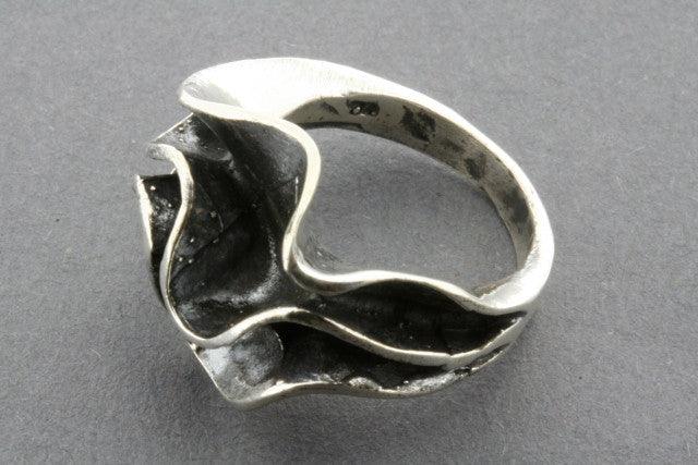 Clam Ring - Elegant Shell Jewelry for Women, Beach Wedding Accessory, Perfect for Summer Outfits & Boho Style