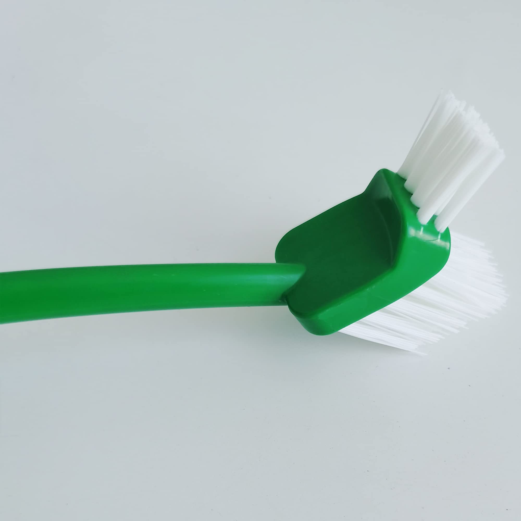 **2-Pack Kitchen Cleaning Brush with Curved Long Handle - Perfect for Juicers, Air Fryers & Ovens - Durable Scrub Brush for Cooking Appliances (Ideal for Deep Cleaning & Hard-to-Reach Areas)**