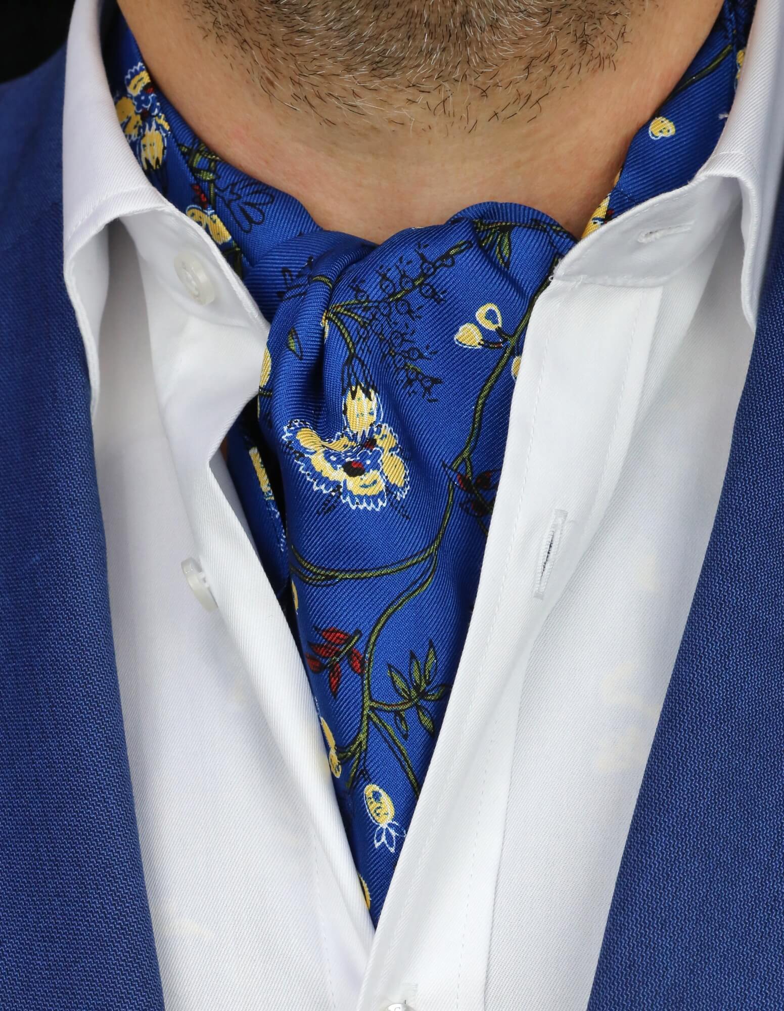 DÉCLIC Staveley Floral Ascot Tie for Men - Elegant Blue Silk Necktie - Perfect for Weddings, Formal Events & Business Meetings