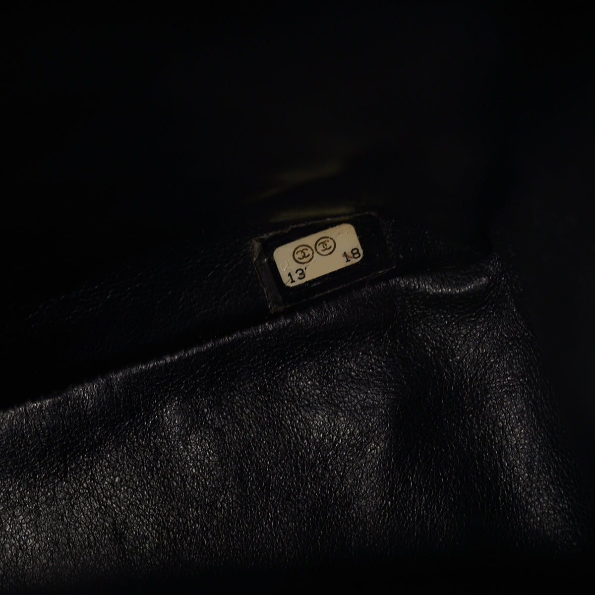 Chanel Maxi Single Flap Quilted Caviar Leather Handbag in Black - Luxury Designer Shoulder Bag for Women, Perfect for Work, Travel and Special Occasions