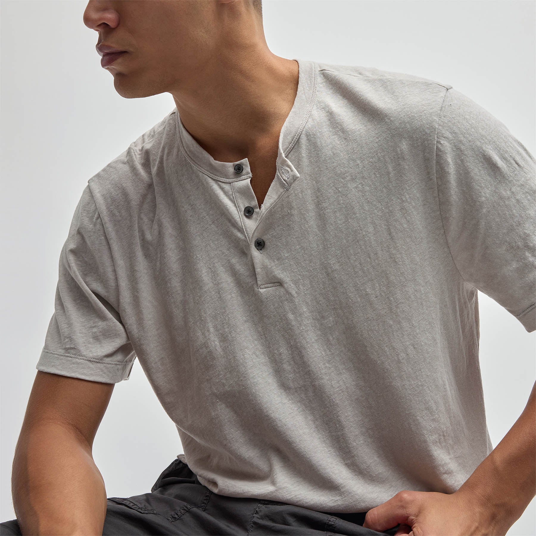 Men's Cotton Jersey Short Sleeve Henley T-Shirt - Soft Breathable Casual Top for Everyday Wear - Perfect for Work, Weekend & Outdoor Activities