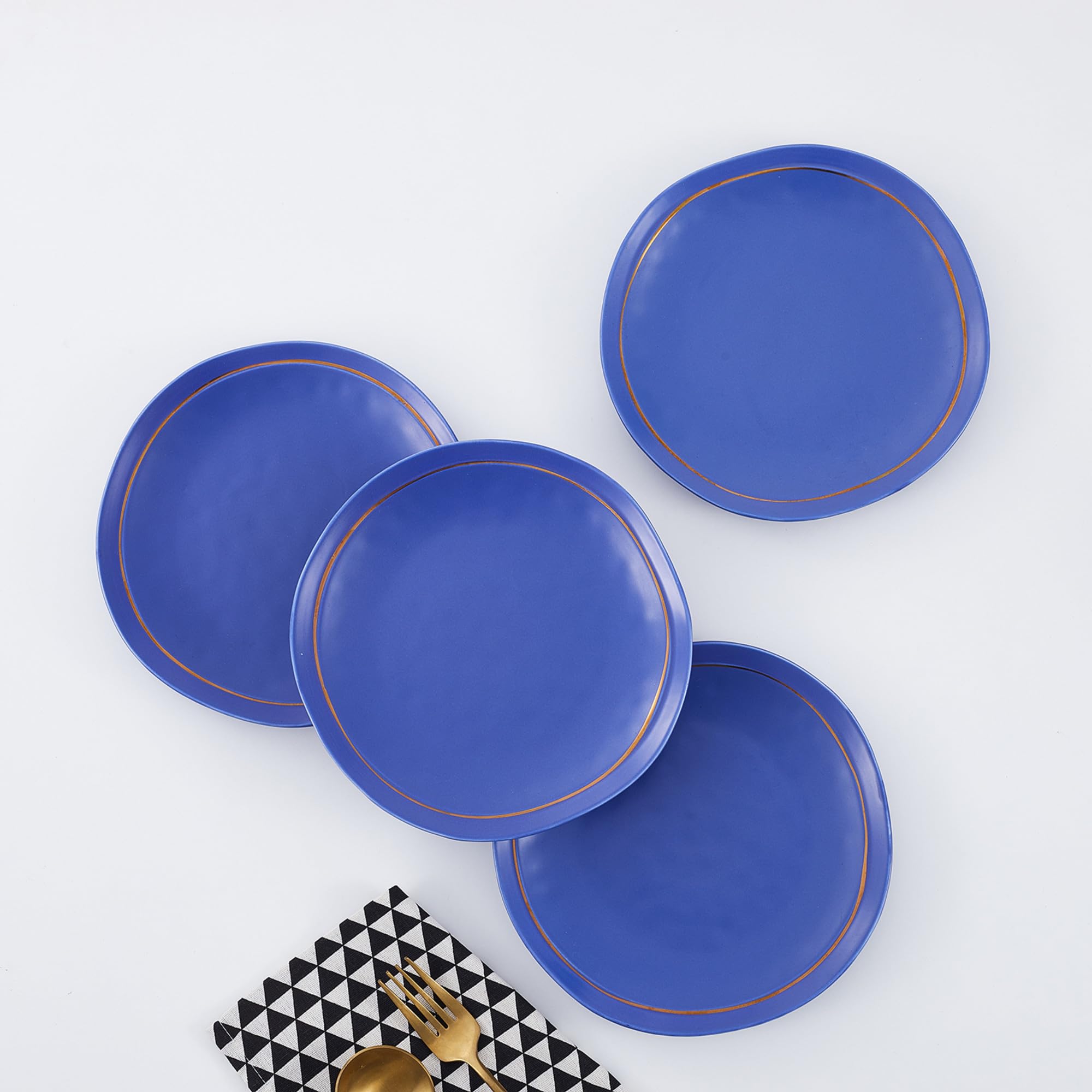 Stone Lain Clara 16-Piece Porcelain Dinnerware Set in Blue - Elegant Tableware for Everyday Dining, Dinner Parties & Special Occasions