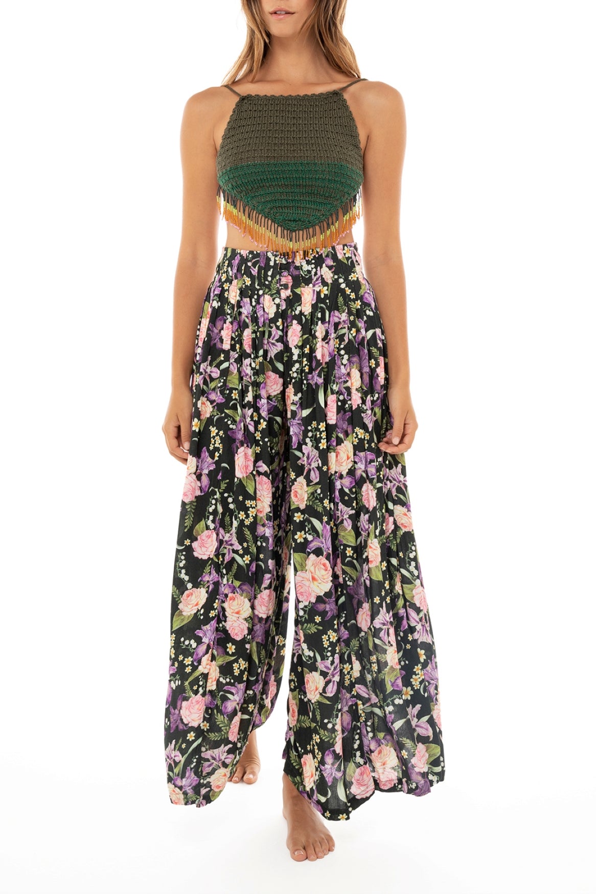 Dreamin Fleur Crop Top 13481 - Women's Floral Print Summer T-Shirt for Casual Wear, Beach Outfits & Music Festivals