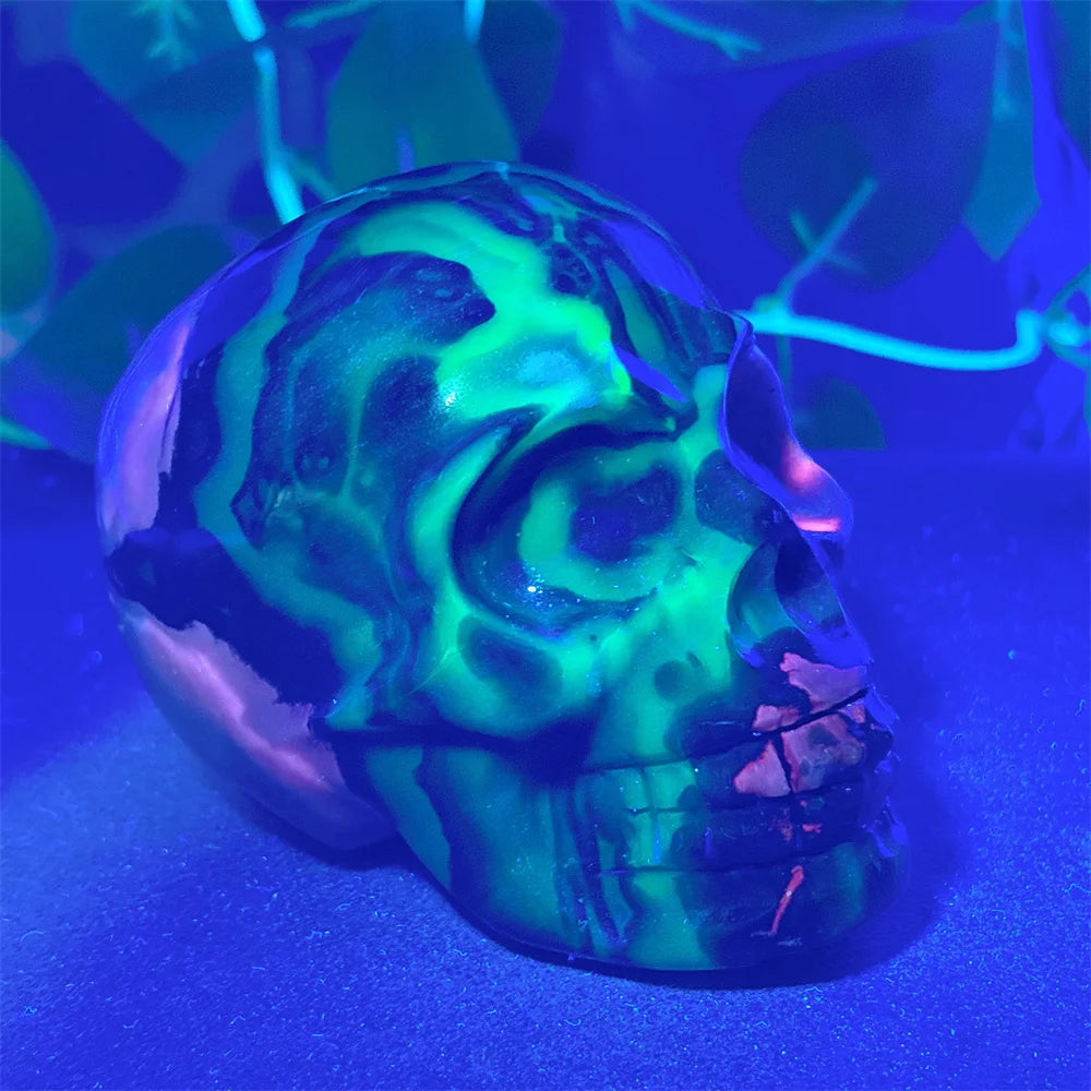 Volcano Agate Skull Crystal - Natural Stone Quartz Mineral for Halloween Decor, Spiritual Meditation, Energy Healing & Unique Handmade Gifts - Perfect for Home Altar, Yoga Space & Gothic Decorations
