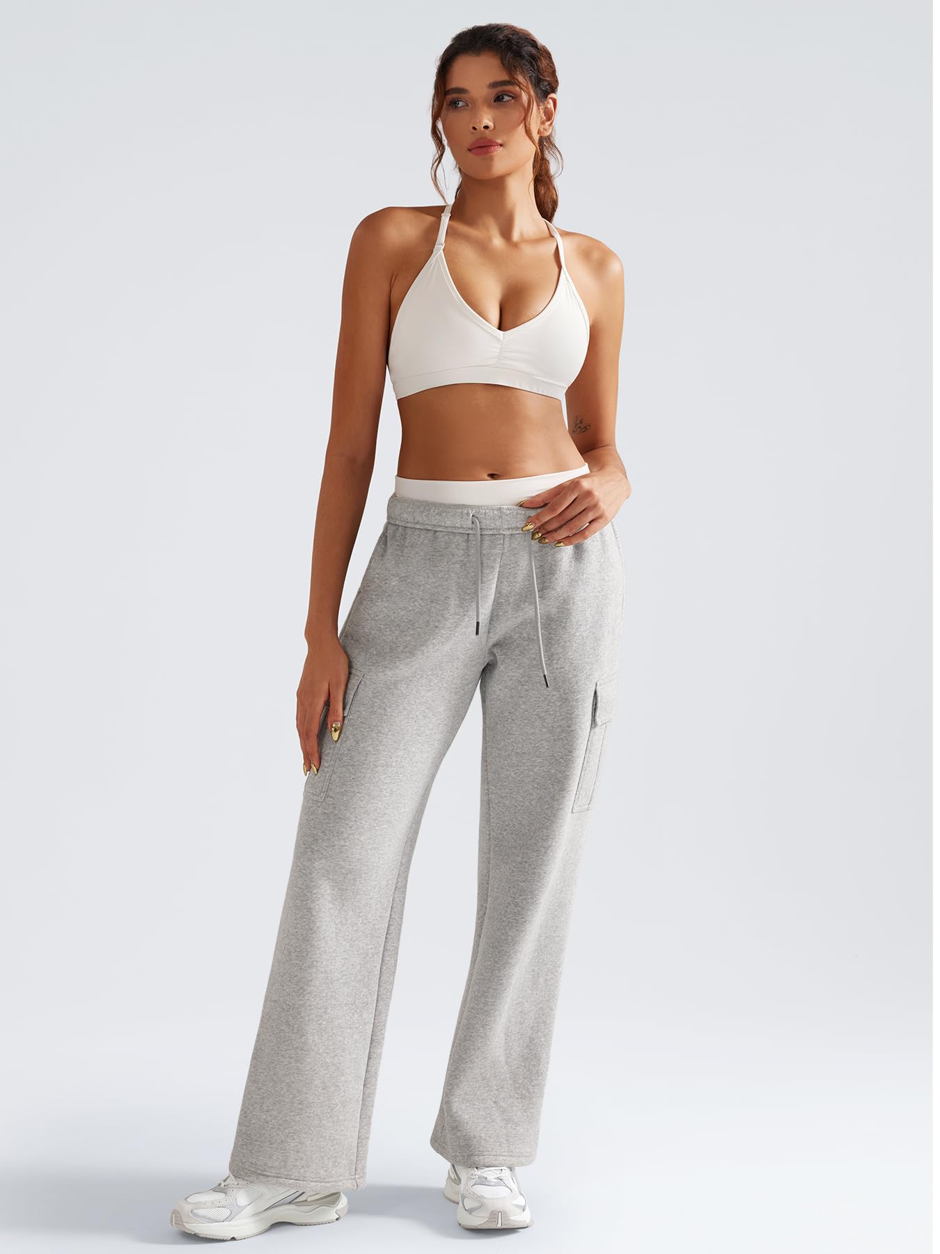 YEOREO Women's Fleece-Lined Cargo Sweatpants - Wide Leg Joggers with Drawstring & Pockets | Cozy Winter Lounge Pants for Casual Wear, Yoga, and Home Comfort