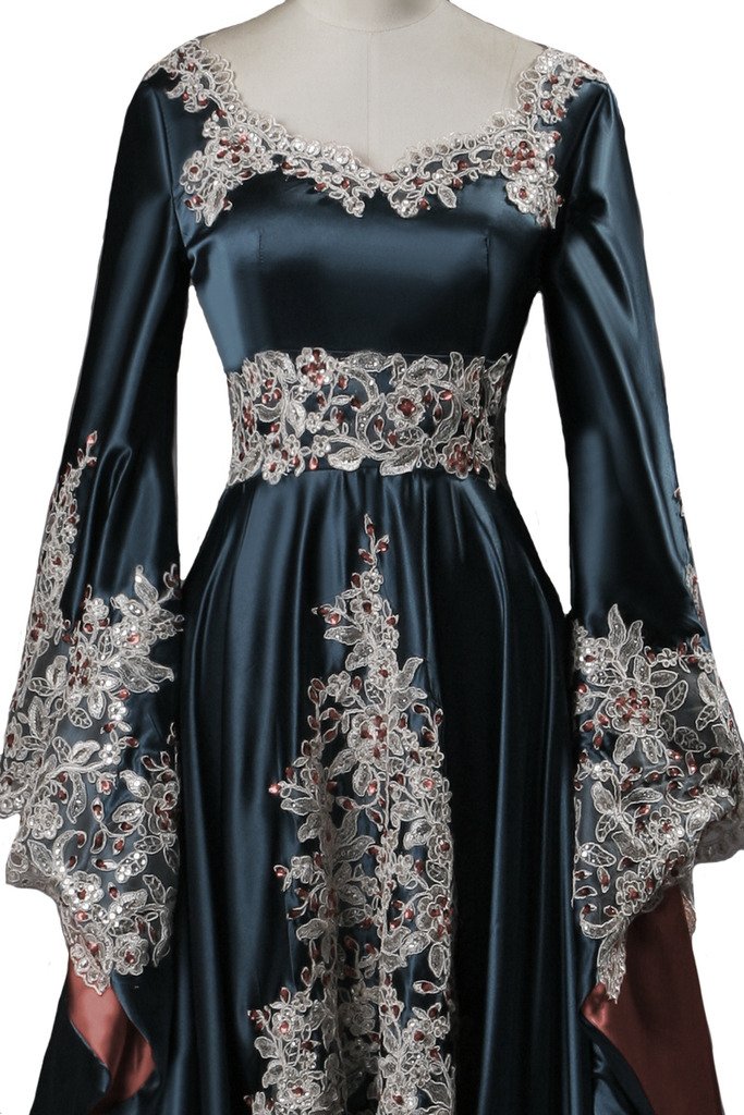 Vintage Long Sleeve Formal Evening Gown A-Line Women's Gothic Dress for Prom, Wedding & Special Occasions