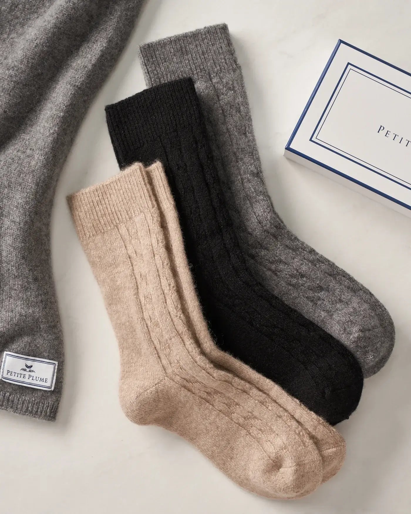 Luxury Cashmere Socks for Women & Men - Ultra Soft Winter Warm Wool Socks - Perfect for Home, Office & Travel Comfort