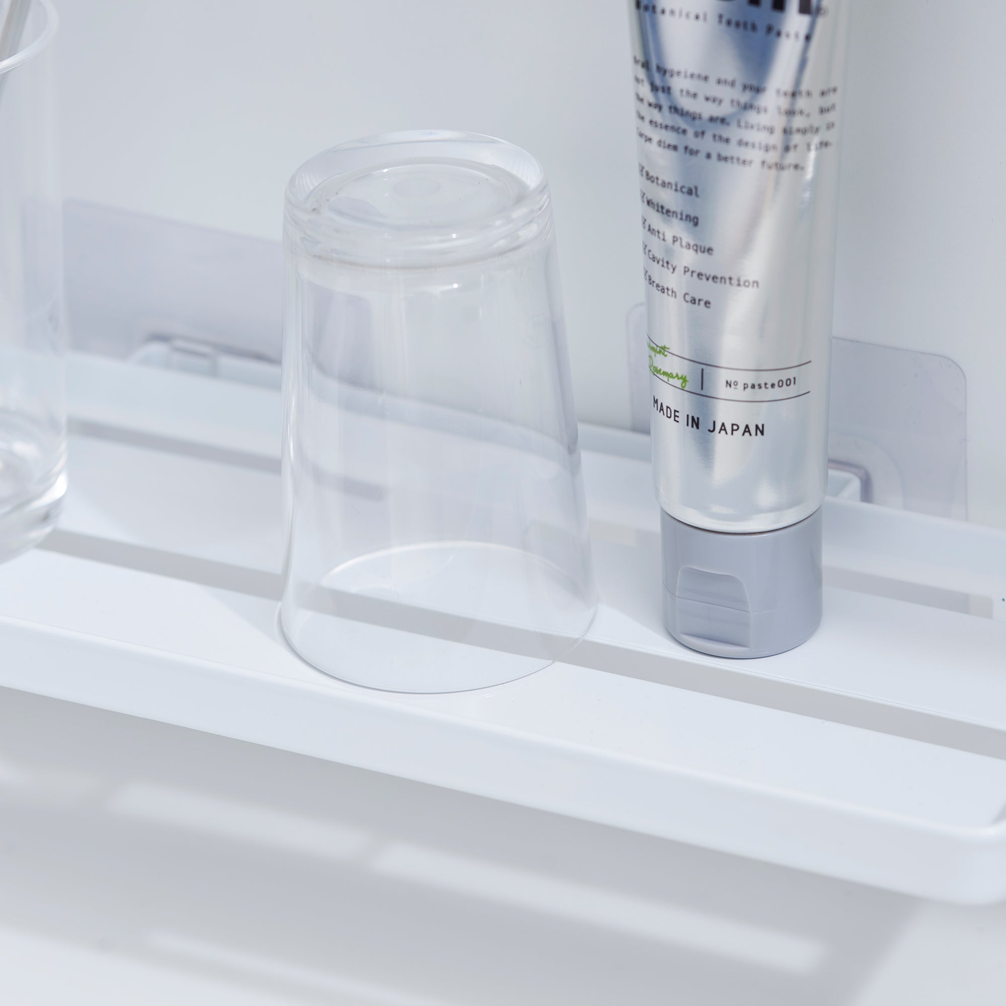 Traceless Adhesive Floating Shelf - Rustproof Stainless Steel Organizer for Kitchen, Bathroom & Office Storage