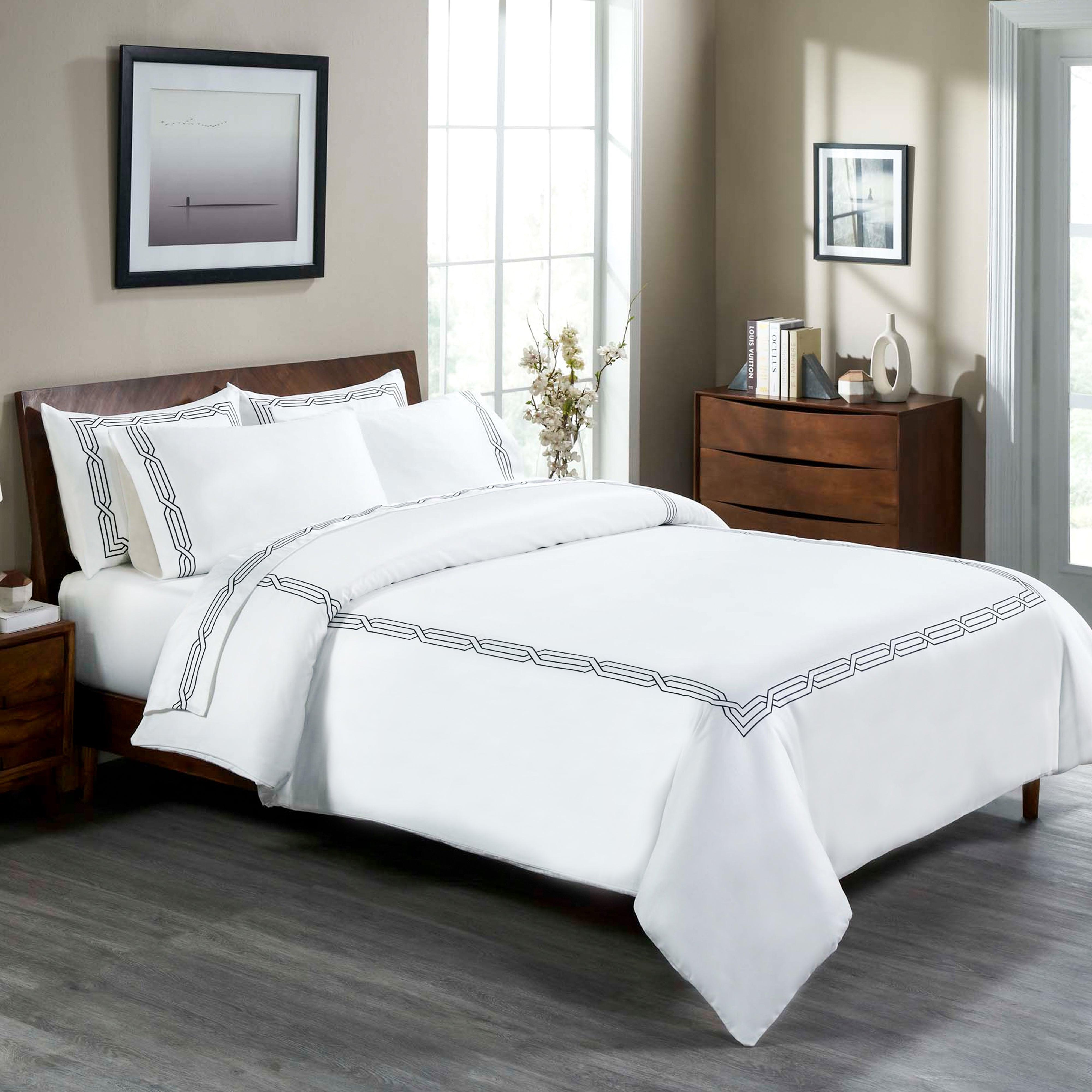 Luxury 1200 Thread Count Egyptian Cotton Embroidered Duvet Cover Set - King Size Bedding for Hotel Style Comfort & Elegant Home Decor