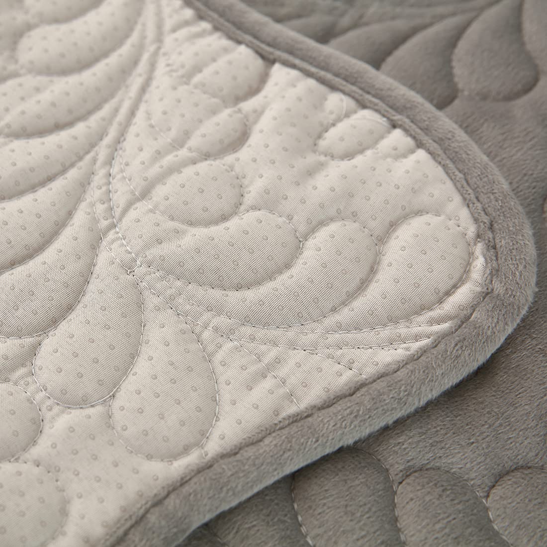 Velvet Quilted Sofa Cover - Soft Non-Slip Sectional Couch Slipcover for Pets, Recliner & L-Shaped Couches - Armrest & Backrest Protector (Dark Grey, 28