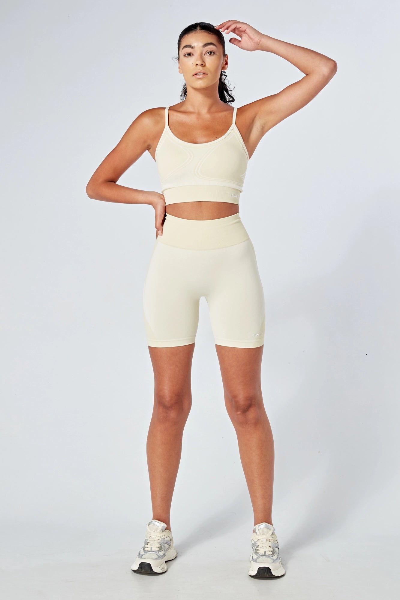 Eco-Friendly Twill Active Color Block Seamless Sports Bra for Women - Breathable & Supportive Workout Top for Yoga, Running & Gym