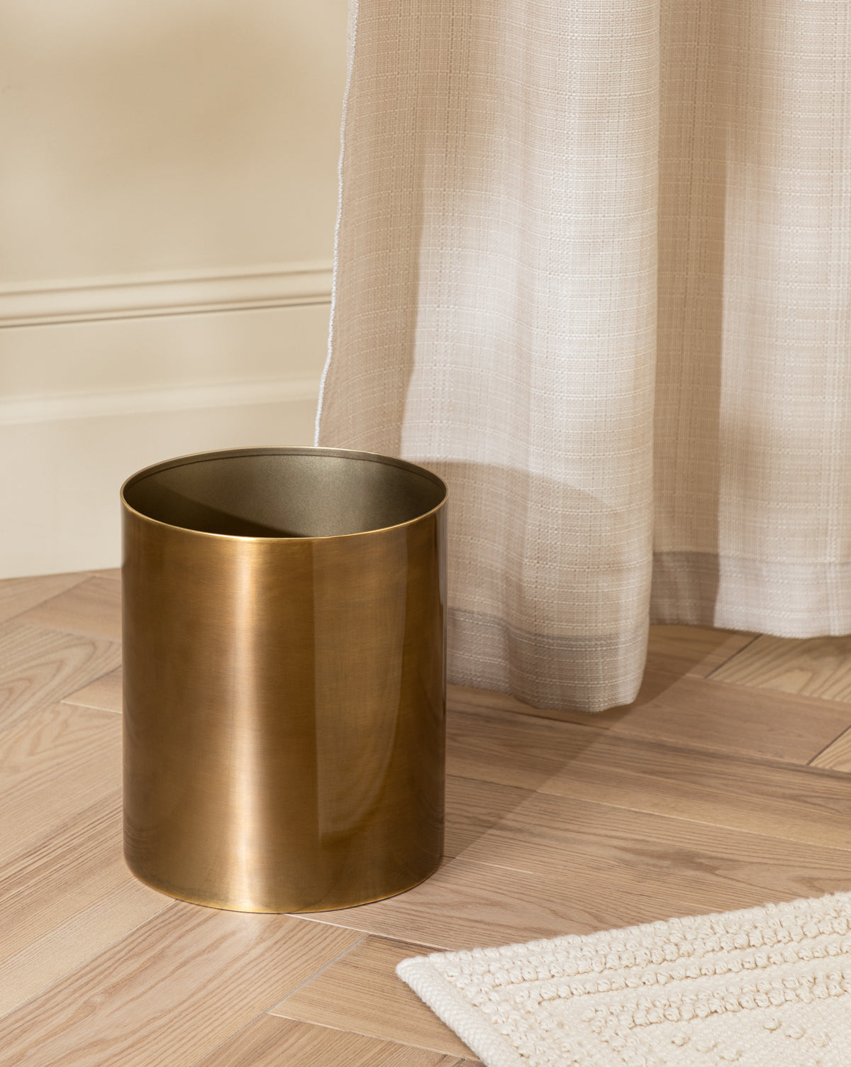 Talisa Stainless Steel Step Trash Can - 13 Gallon Kitchen Garbage Bin with Lid & Foot Pedal for Hands-Free Use - Perfect for Home, Office, or Restaurant Waste Disposal