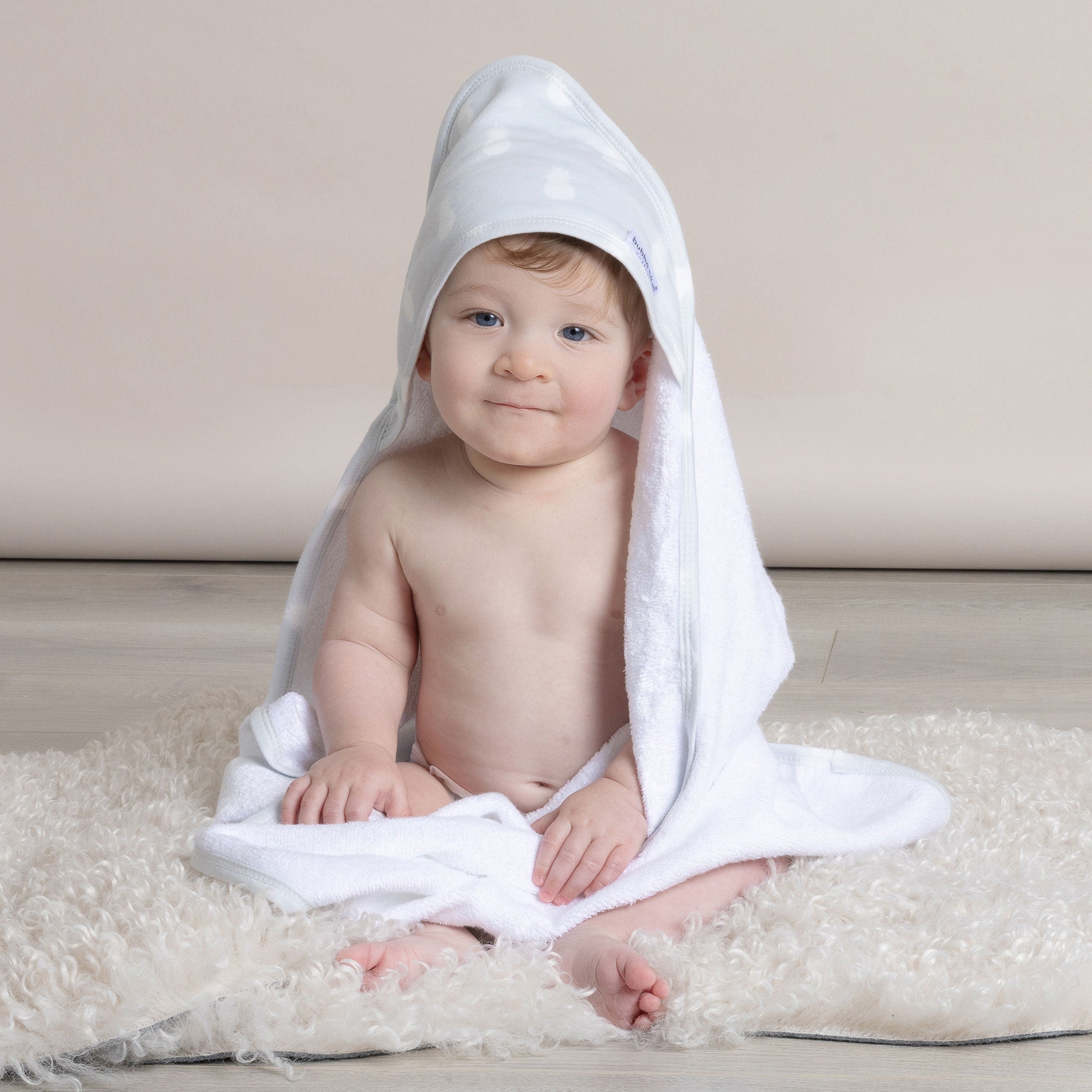 Nordic Sorbet 2-Pack Hooded Baby Towel - Apple & Pineapple Print - Soft Absorbent Bath Towel for Newborns, Infants & Toddlers - Perfect for Bath Time, Swimming & Beach Outings