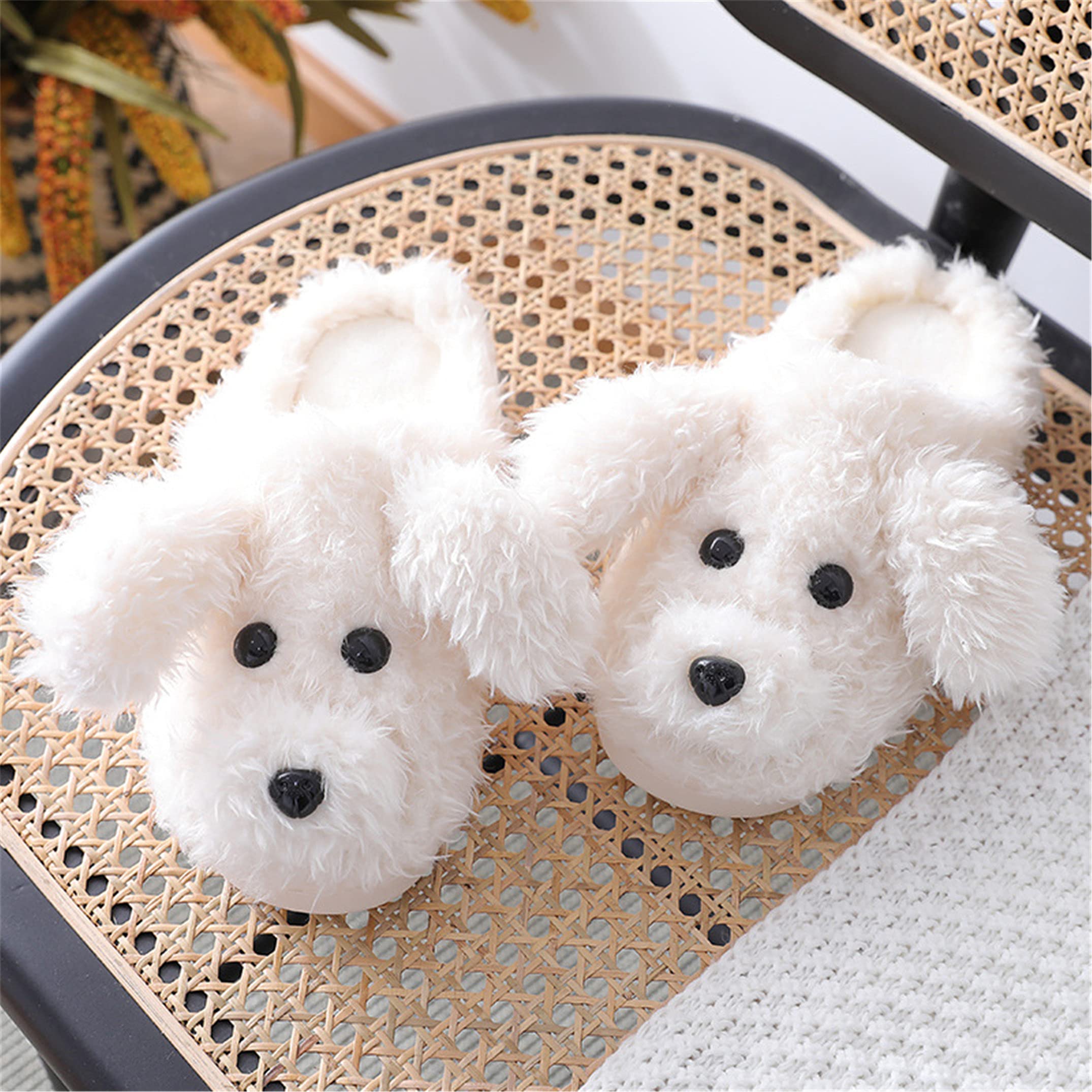YILANLAN Women's Cartoon Animal Dog Slippers - Cozy Winter House Shoes for Women, Perfect for Home, Lounge & Gift Giving