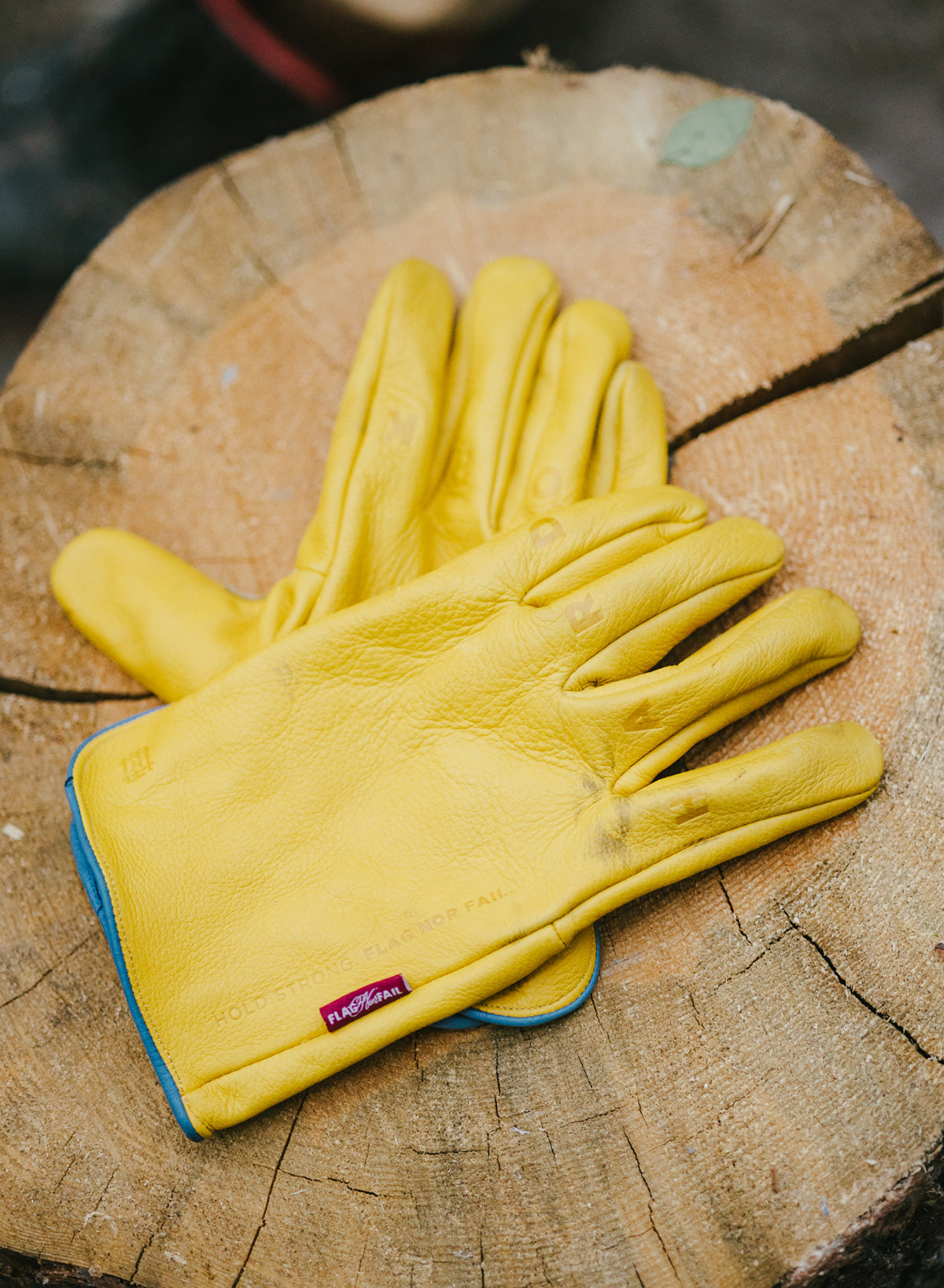 High-Quality Yellow Work Gloves - Durable & Comfortable for Construction, Gardening & DIY Projects