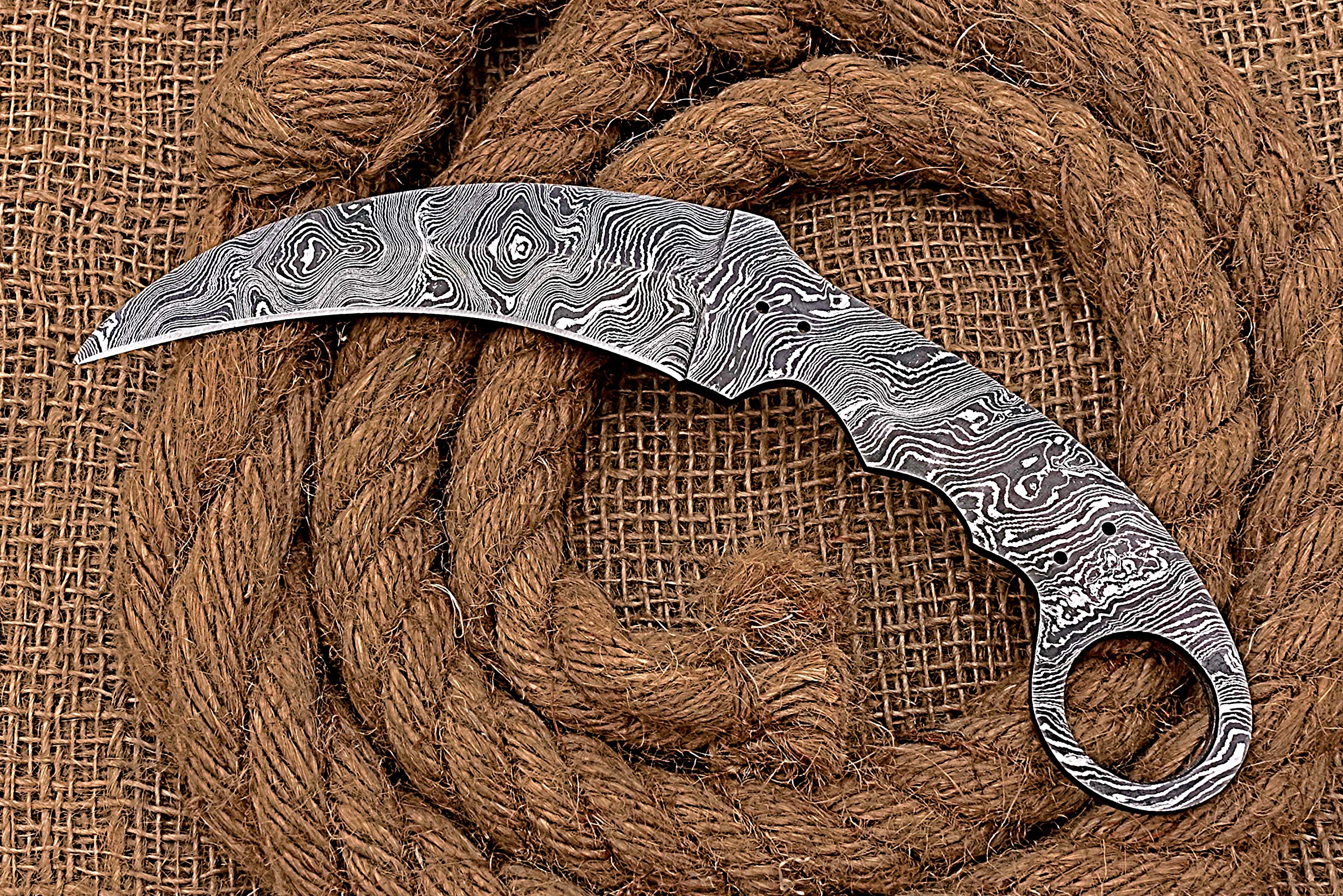 Handmade Damascus Steel Karambit Knife - 8.5
