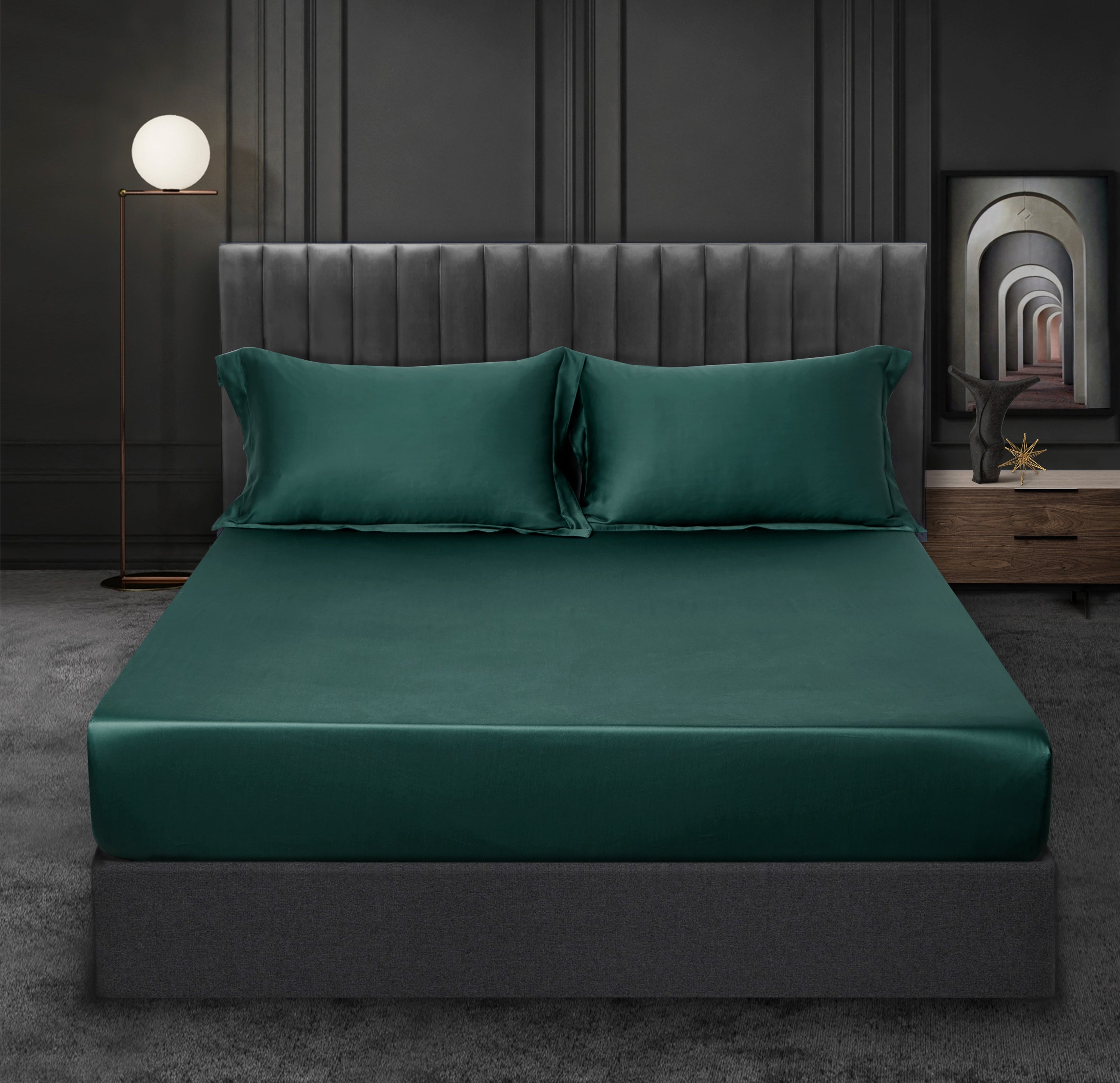 Premium TENCEL™ LF Emerald Green Fitted Sheet Set - Queen Size, Soft & Breathable Bedding for Luxurious Comfort - Perfect for Master Bedrooms, Guest Rooms & Vacation Homes