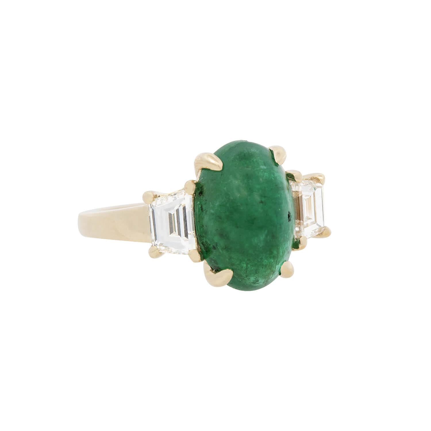 Vintage 18k Gold Emerald and Diamond Ring for Women - Elegant Jewelry Gift for Anniversary, Engagement & Special Occasions