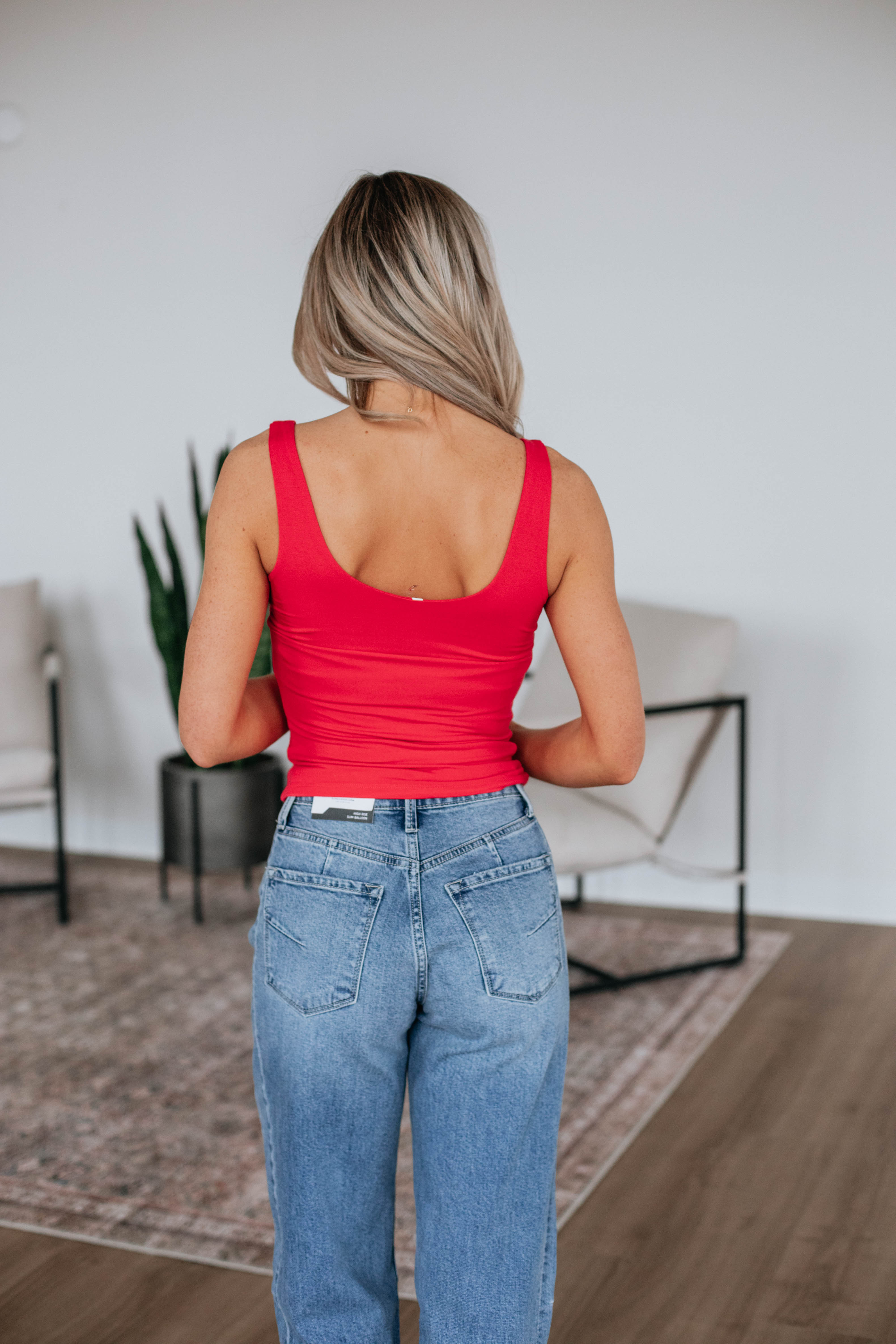 Delta Basic Tank Top for Women - Comfortable Poppy Red Casual Tee - Perfect for Summer, Yoga, and Everyday Wear