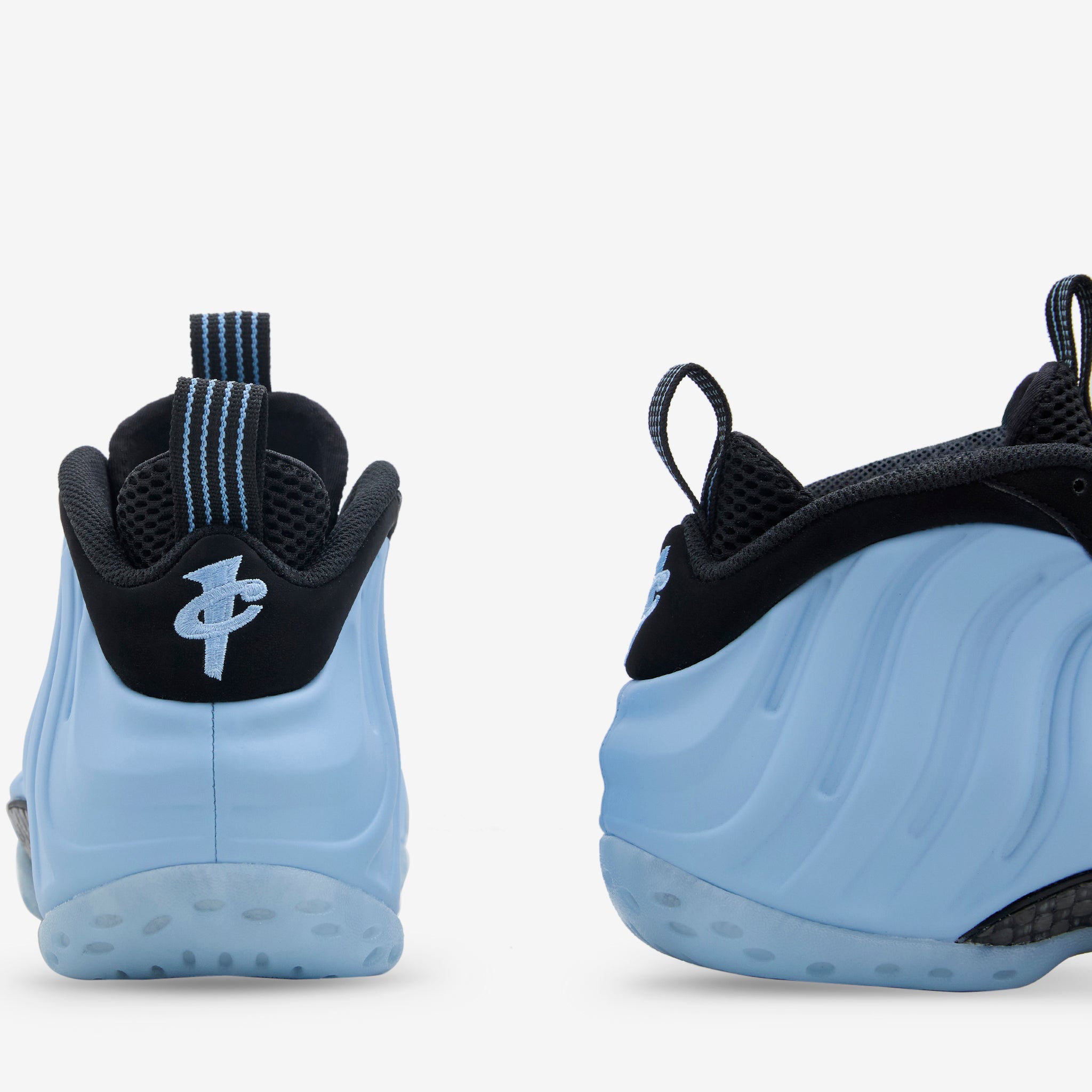 Nike Air Foamposite One Basketball Shoes - Psychic Blue/Black | High-Performance Cushioning & Style for Court & Streetwear