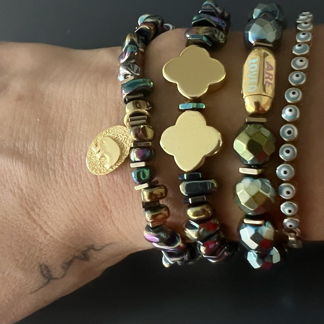 Hematite Floral Bracelet for Women - Healing Stone Beaded Jewelry with Adjustable Chain - Perfect for Meditation, Yoga & Stress Relief