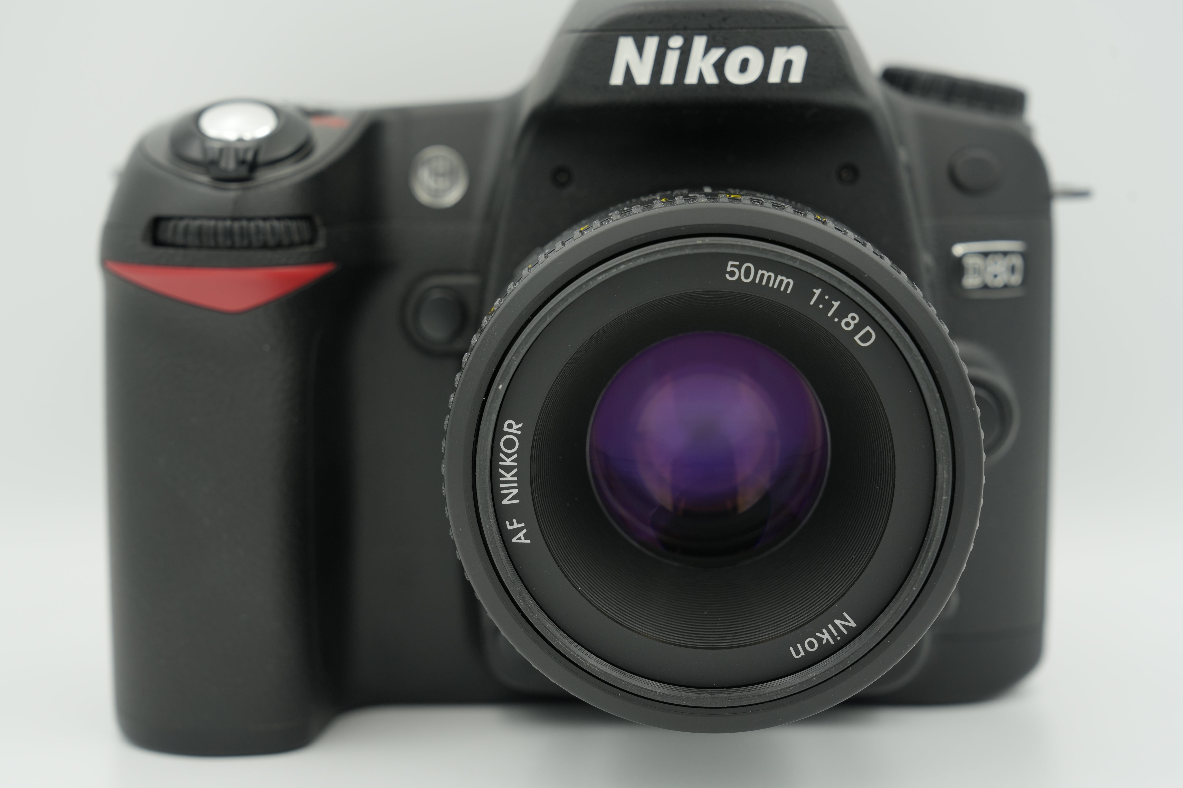 Refurbished Nikon D80 DSLR Camera with AF NIKKOR 50mm f/1.8 D Lens - Perfect for Portrait Photography & Low Light Shooting