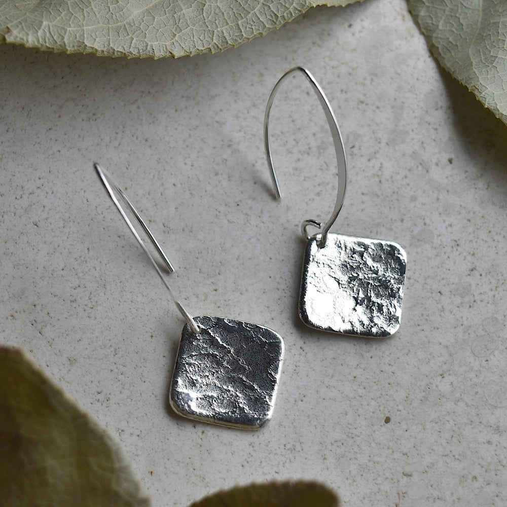 Elegant Concrete Long Drop Earrings for Women - Minimalist Dangle Earrings for Everyday Wear & Special Occasions