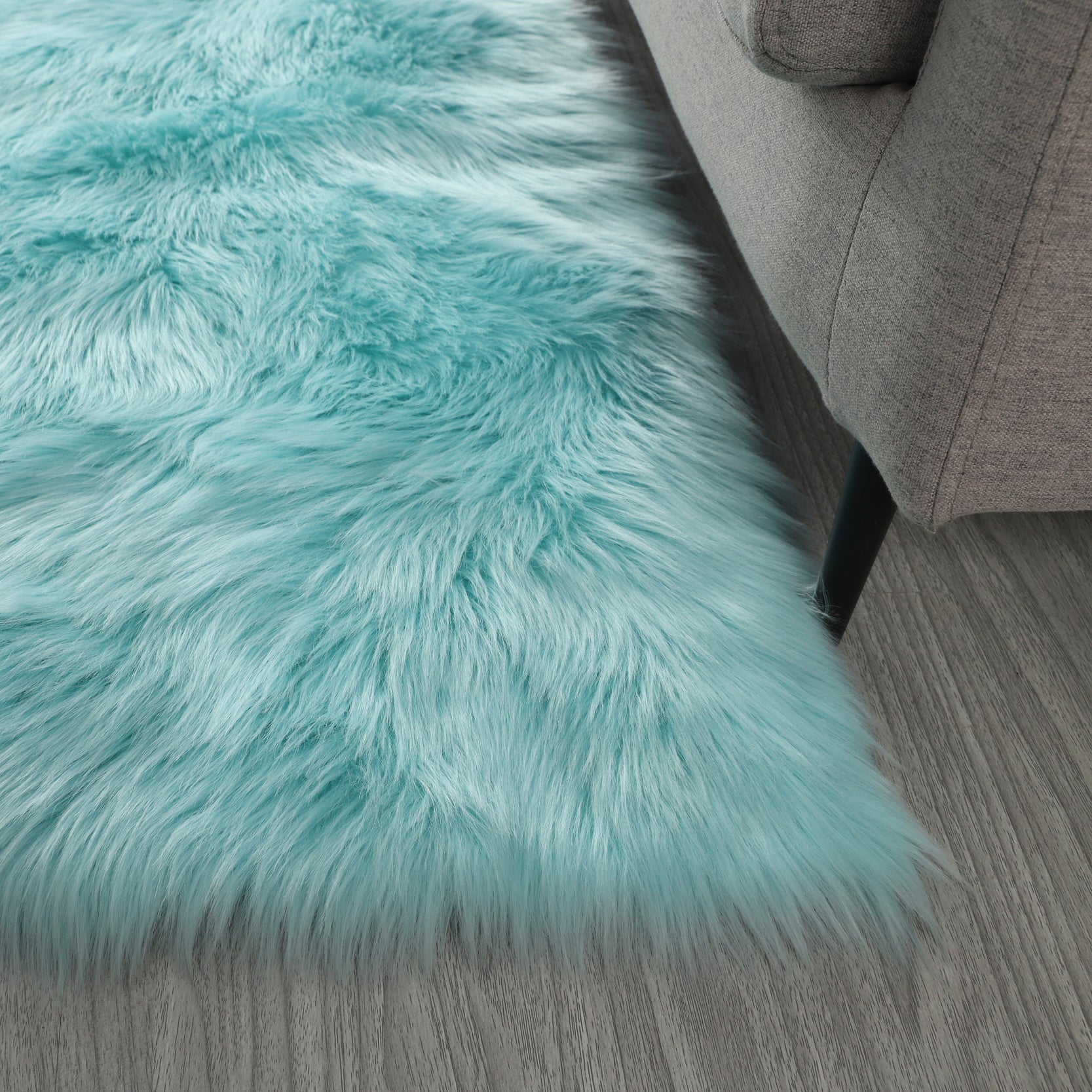 Ultra Soft Fluffy Faux Fur Sheepskin Area Rug - Cozy Home Decor for Living Room, Bedroom & Nursery - Machine Washable Shaggy Rug for Warmth and Comfort