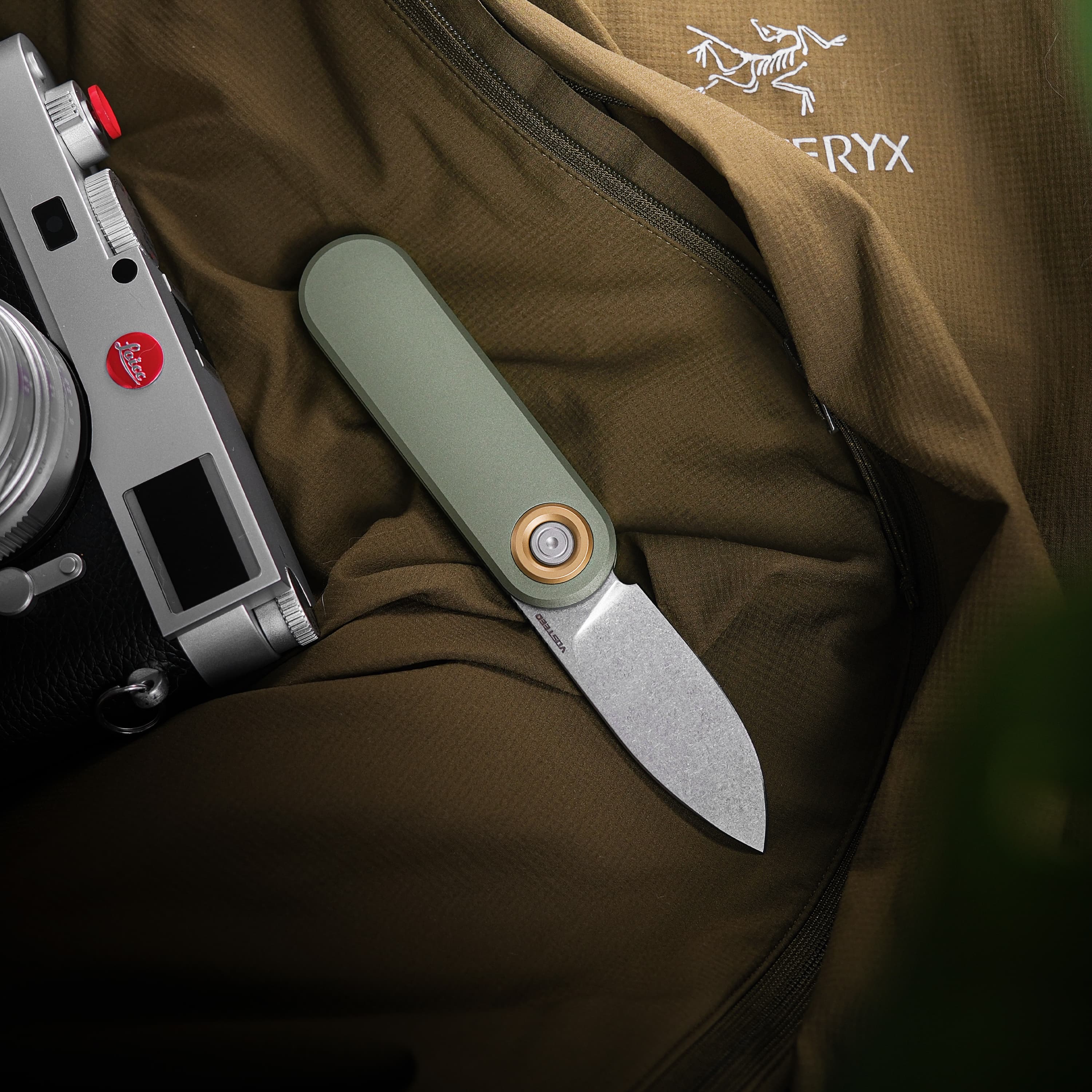 Premium Corgi V Vanchor Lock Pocket Knife - 2.36